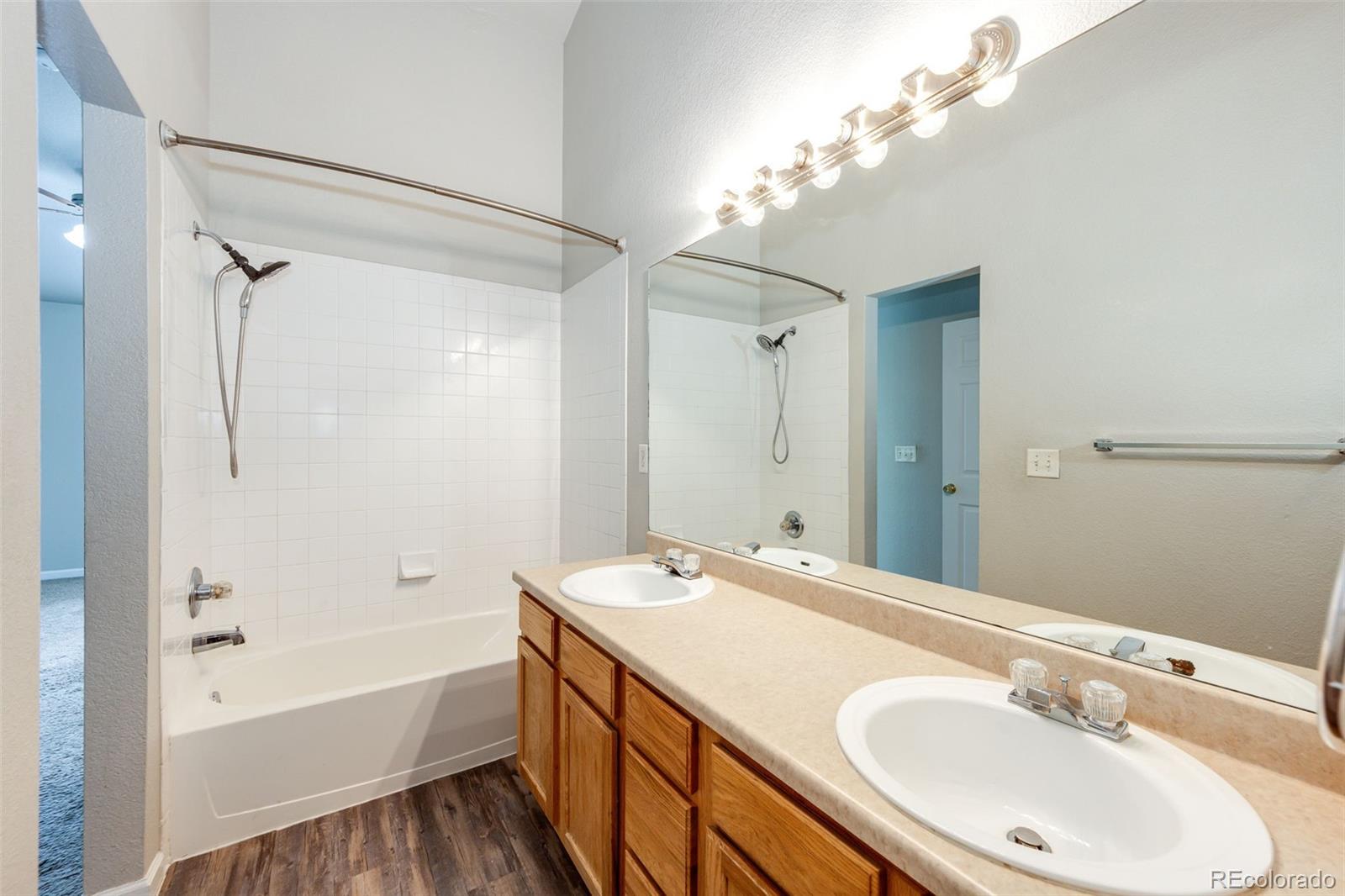 MLS Image #17 for 2308 s genoa way,aurora, Colorado