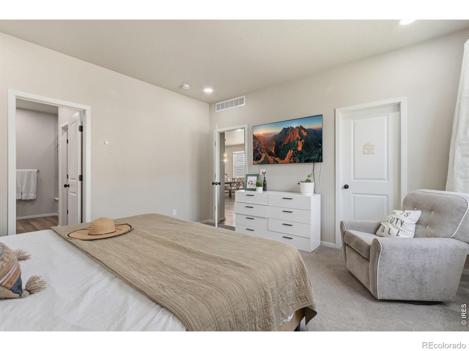 MLS Image #18 for 2968  coleman street,fort collins, Colorado