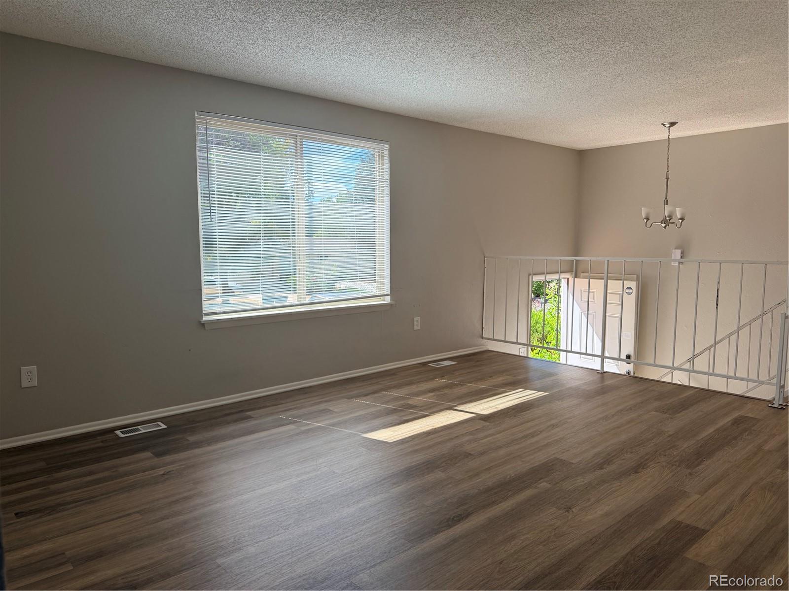 MLS Image #7 for 3226 s nucla street,aurora, Colorado