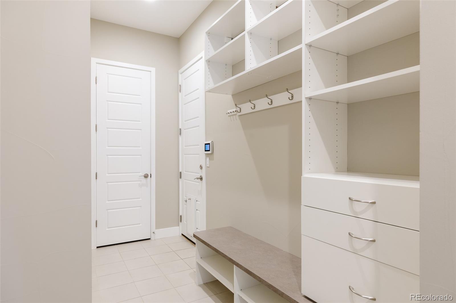 MLS Image #15 for 8586 e 51st avenue,denver, Colorado