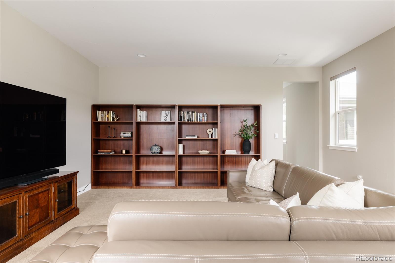 MLS Image #32 for 8586 e 51st avenue,denver, Colorado