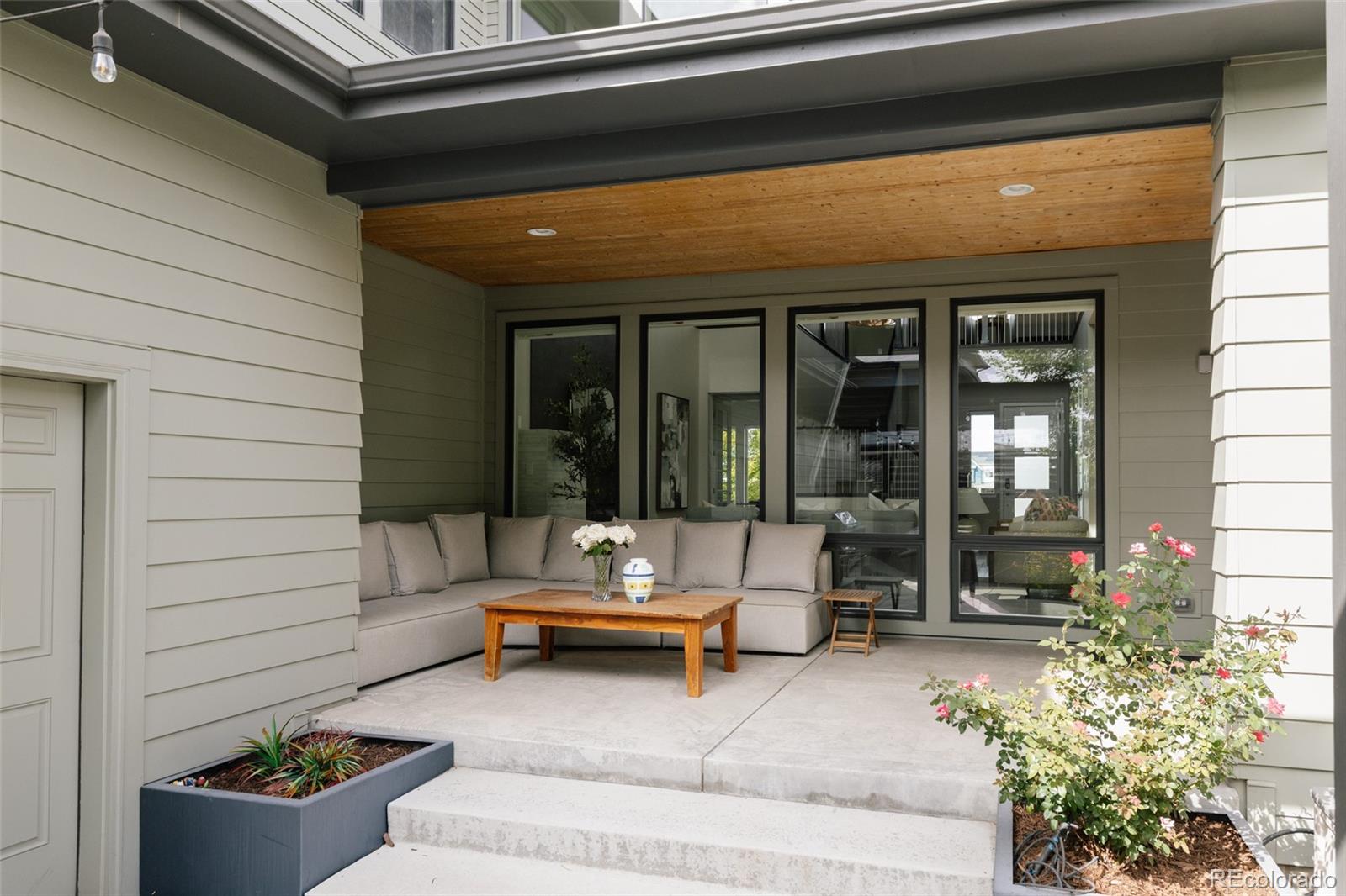 MLS Image #37 for 8586 e 51st avenue,denver, Colorado