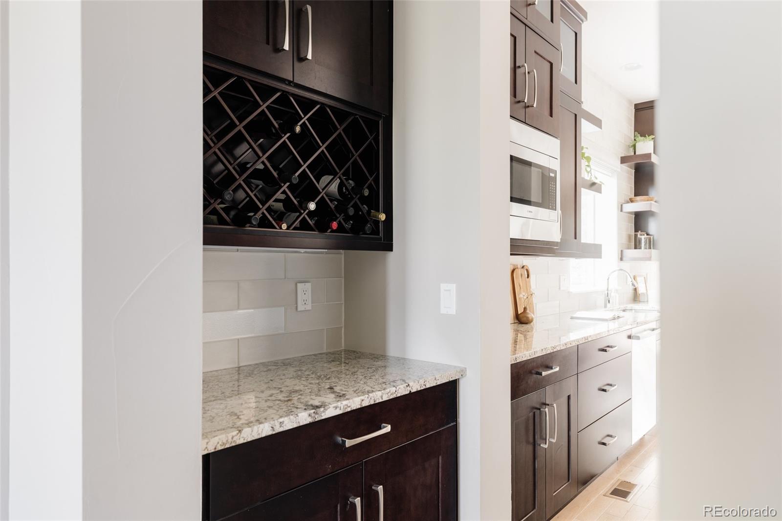 MLS Image #8 for 8586 e 51st avenue,denver, Colorado