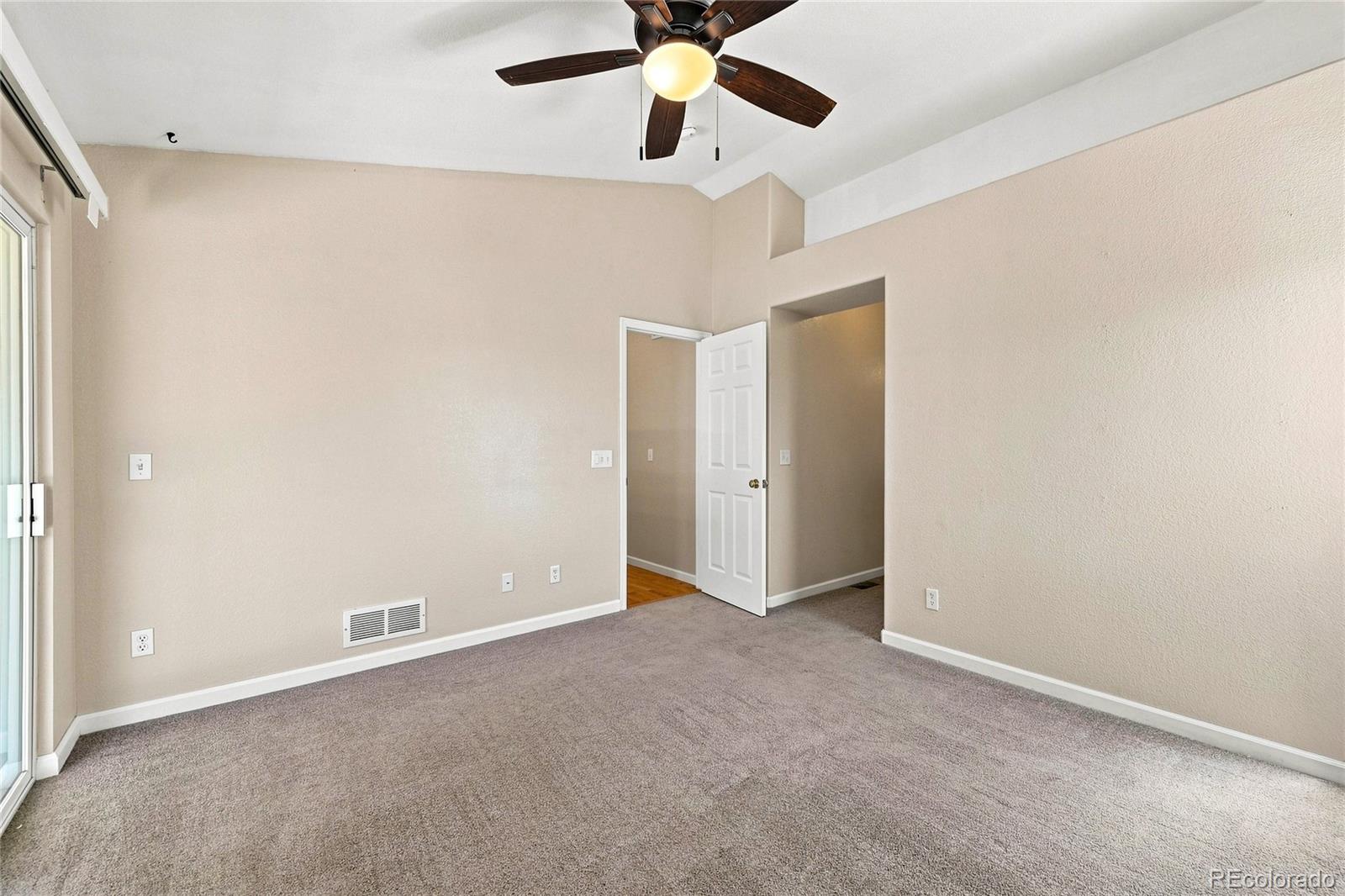 MLS Image #14 for 9712  queenscliffe drive,highlands ranch, Colorado