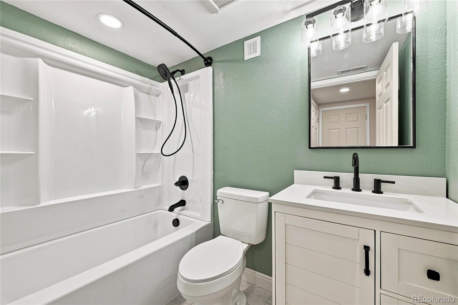 MLS Image #28 for 9712  queenscliffe drive,highlands ranch, Colorado