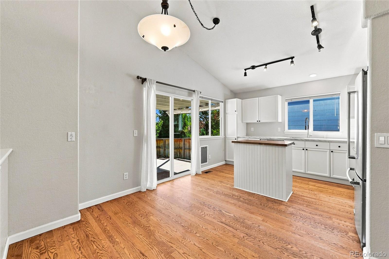 MLS Image #9 for 9712  queenscliffe drive,highlands ranch, Colorado