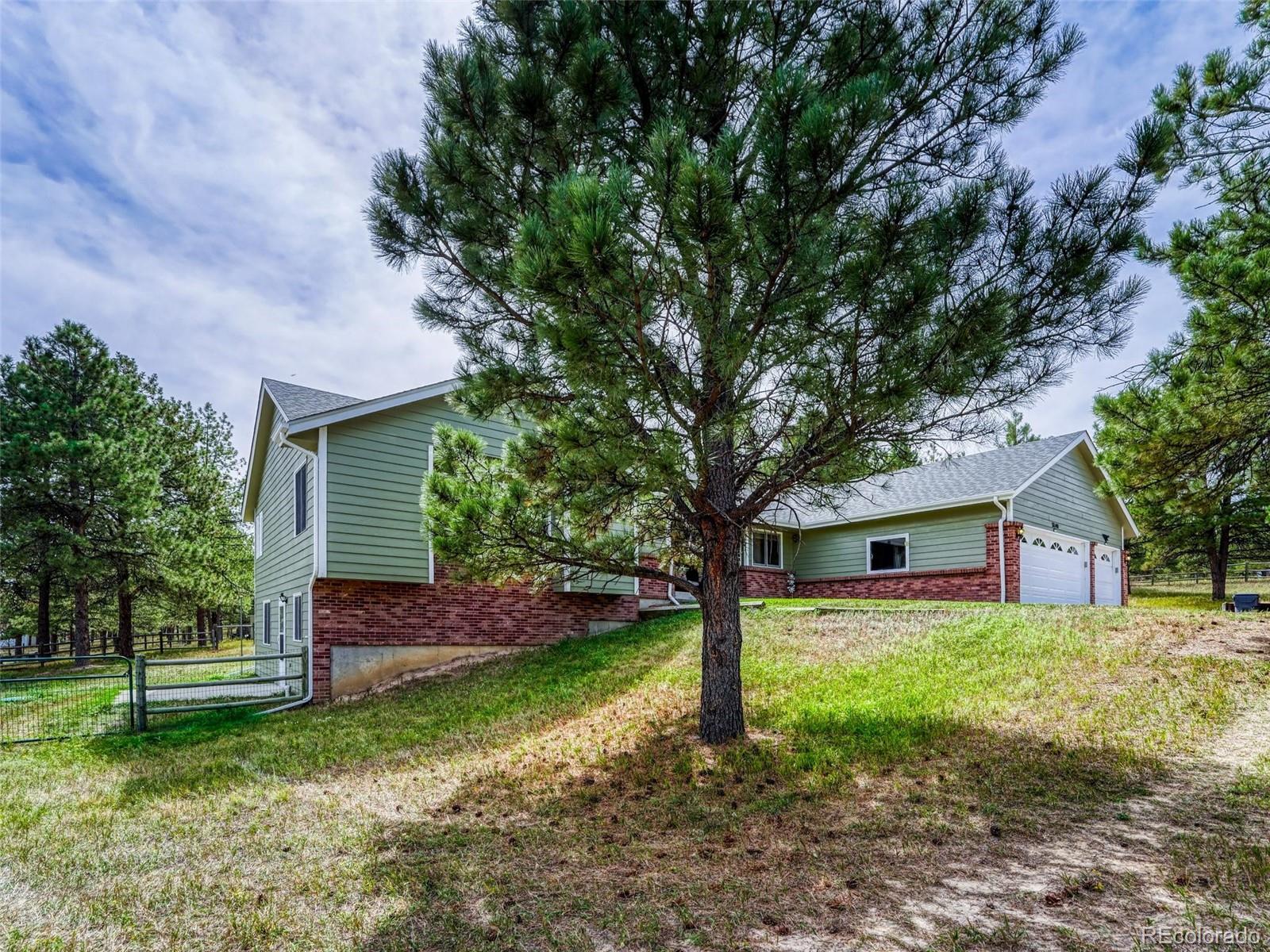 MLS Image #2 for 37140  pheasant run,elizabeth, Colorado
