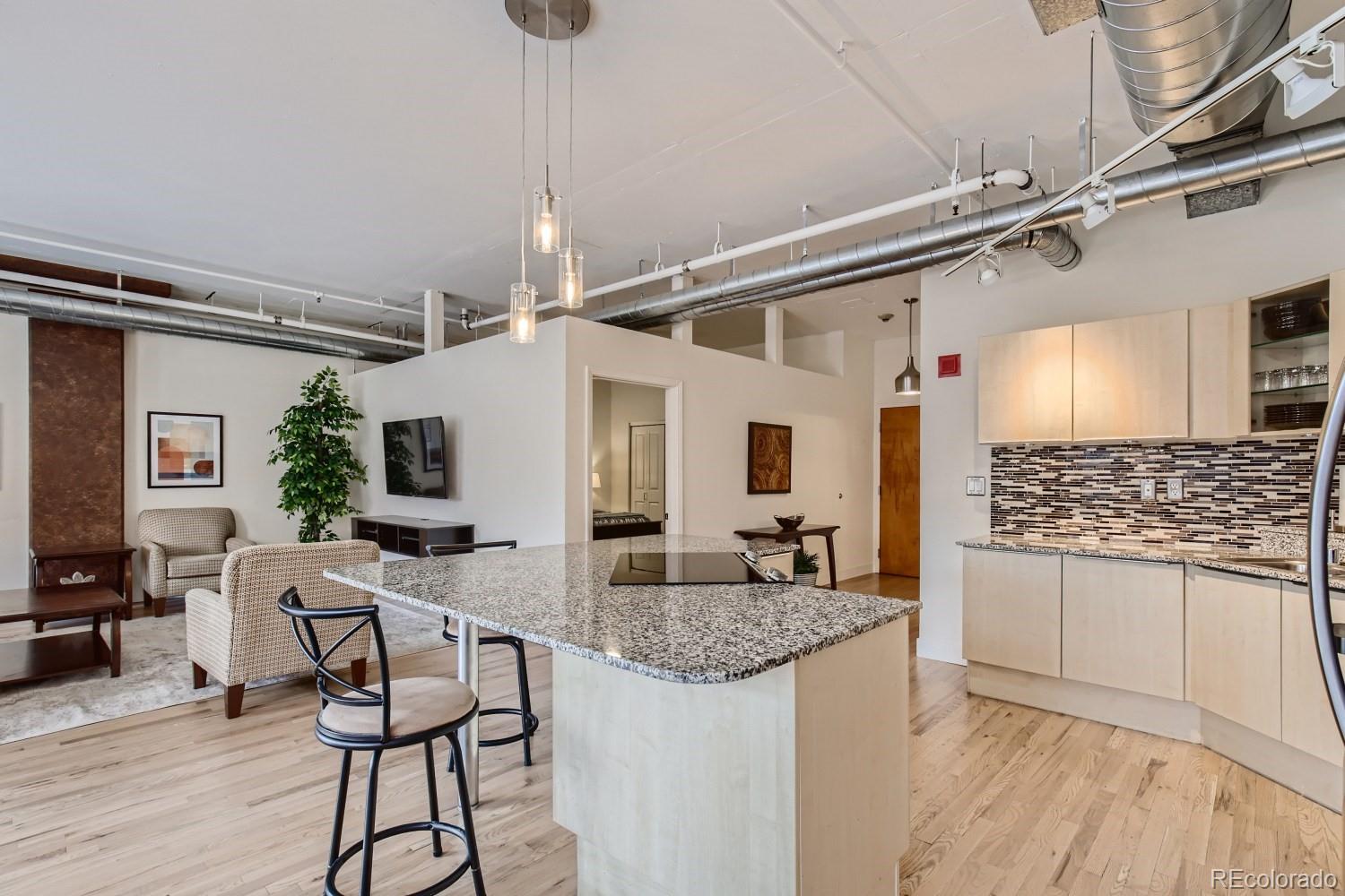MLS Image #11 for 1499  blake street,denver, Colorado