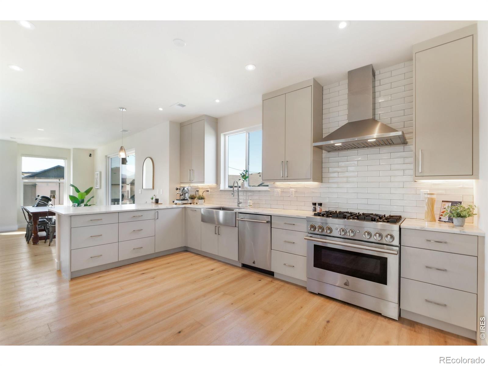 MLS Image #12 for 944  saint andrews lane,louisville, Colorado
