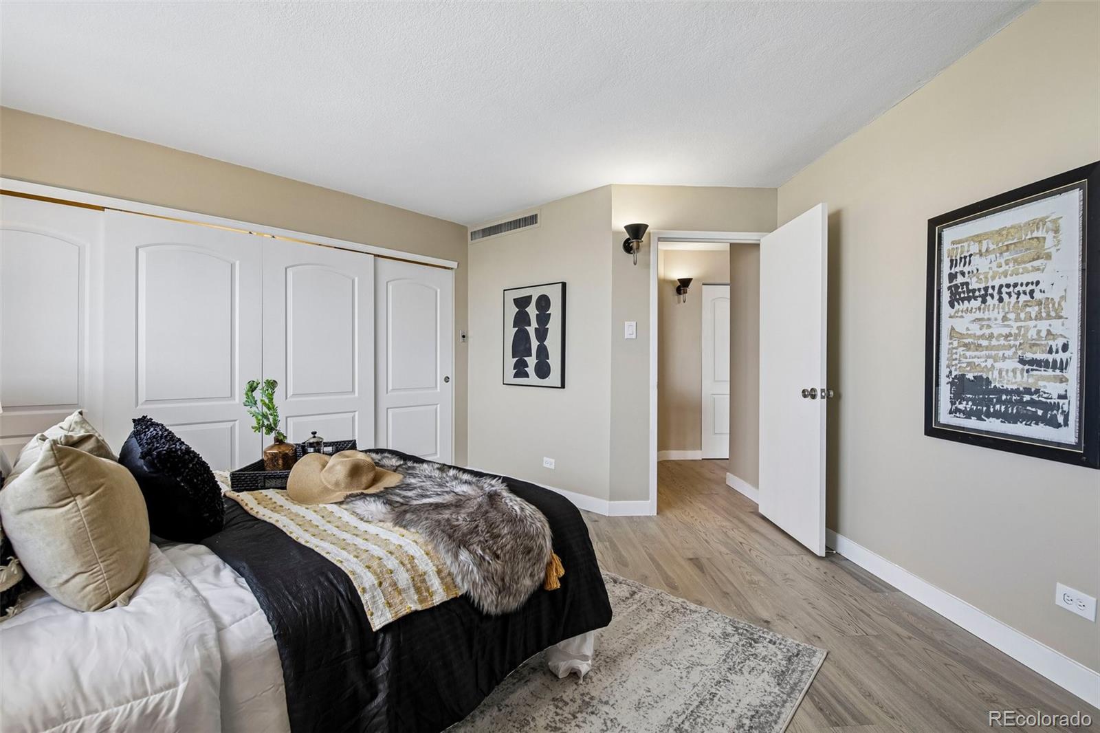 MLS Image #14 for 550 e 12th avenue 1409,denver, Colorado