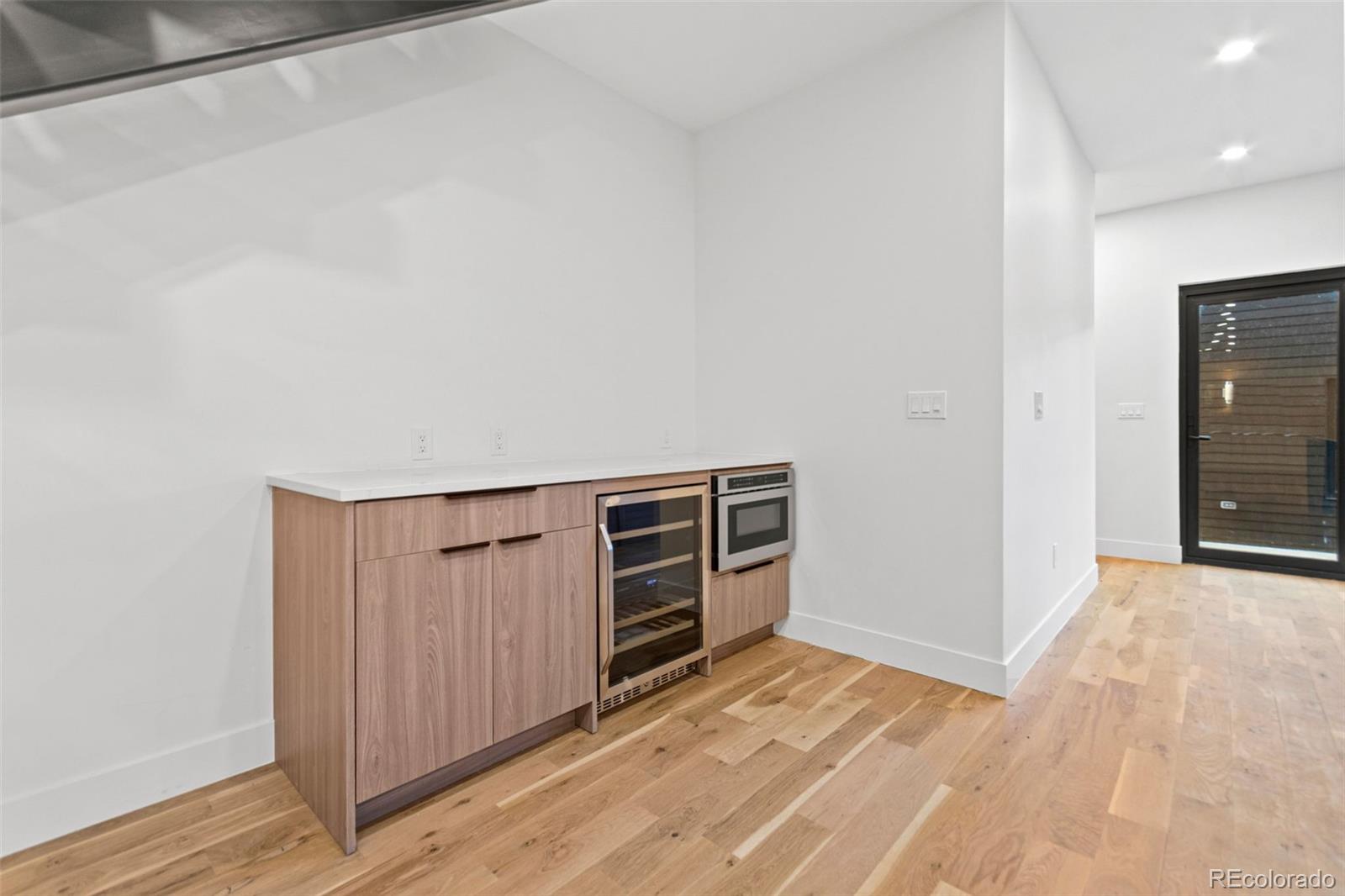 MLS Image #16 for 1446  stuart street,denver, Colorado