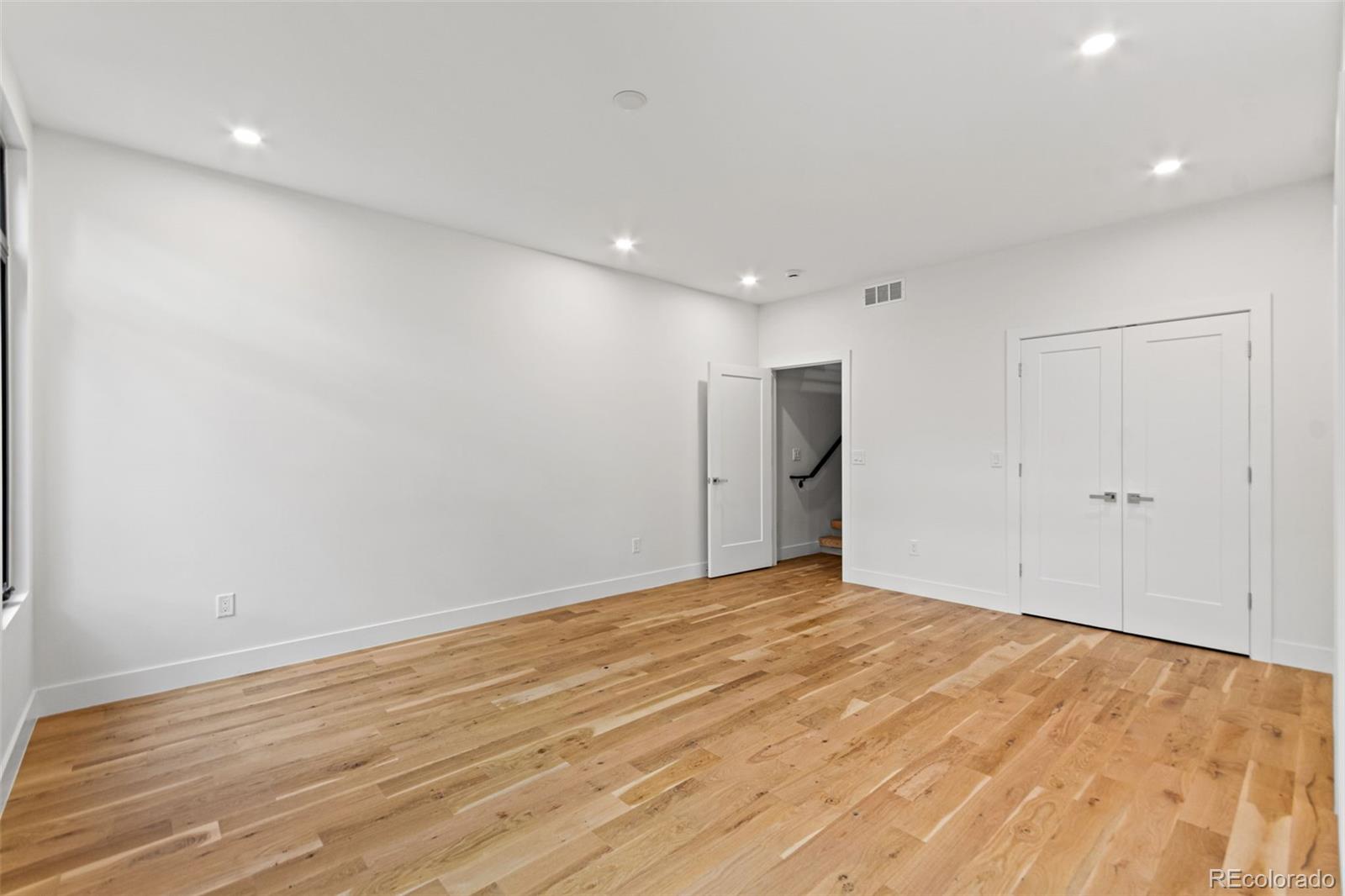 MLS Image #23 for 1446  stuart street,denver, Colorado
