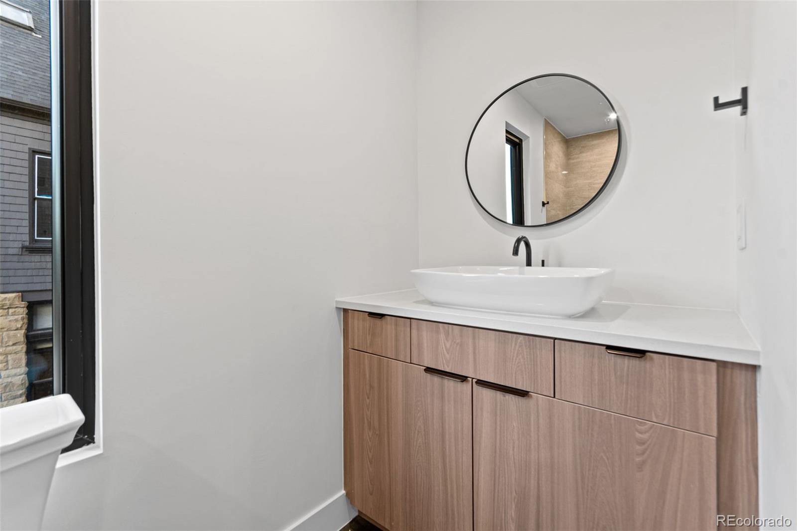 MLS Image #31 for 1446  stuart street,denver, Colorado