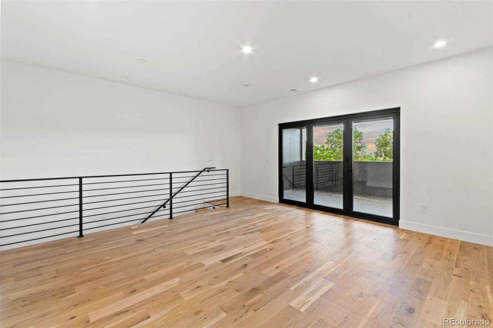 MLS Image #34 for 1446  stuart street,denver, Colorado