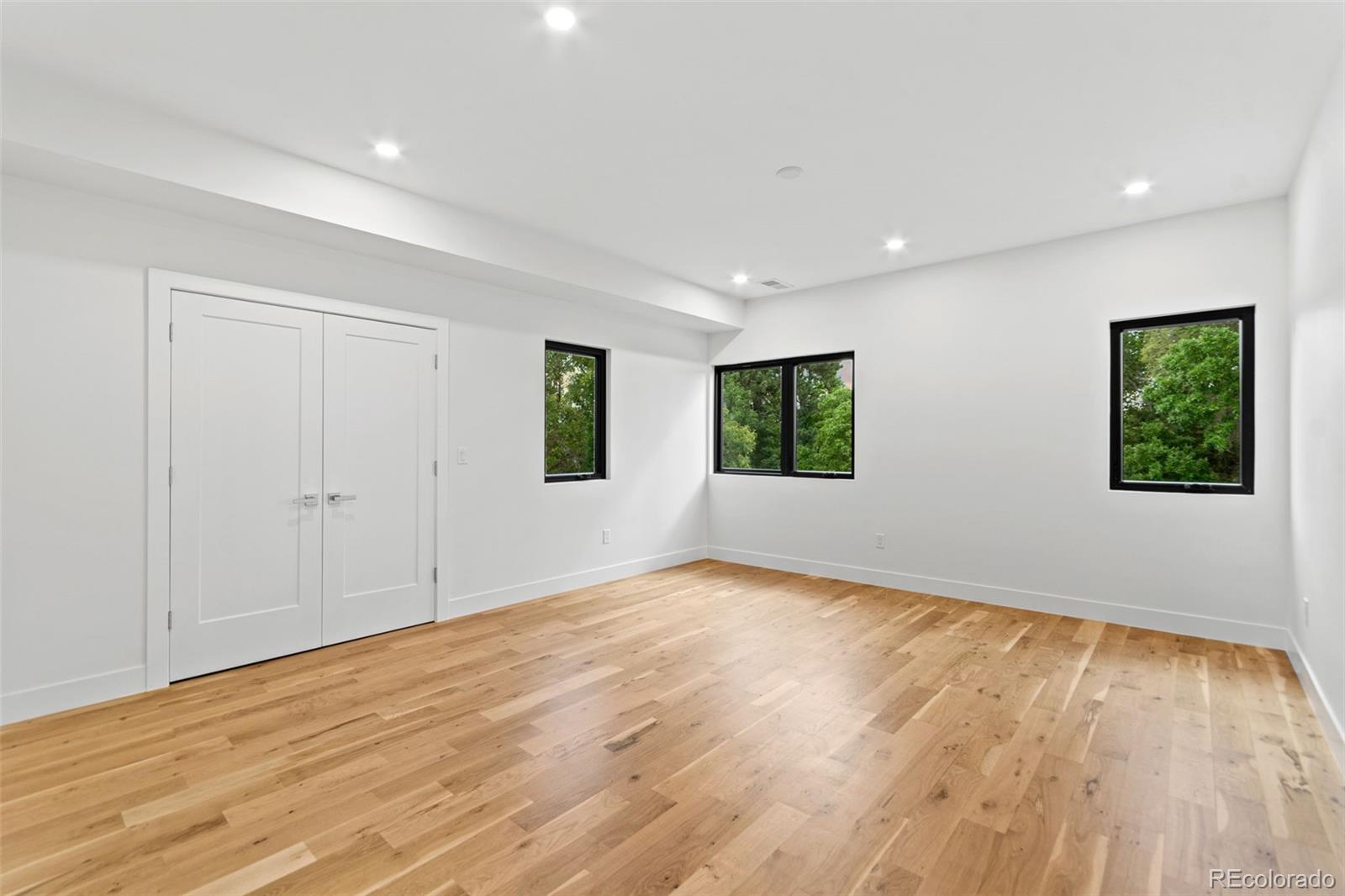 MLS Image #37 for 1446  stuart street,denver, Colorado
