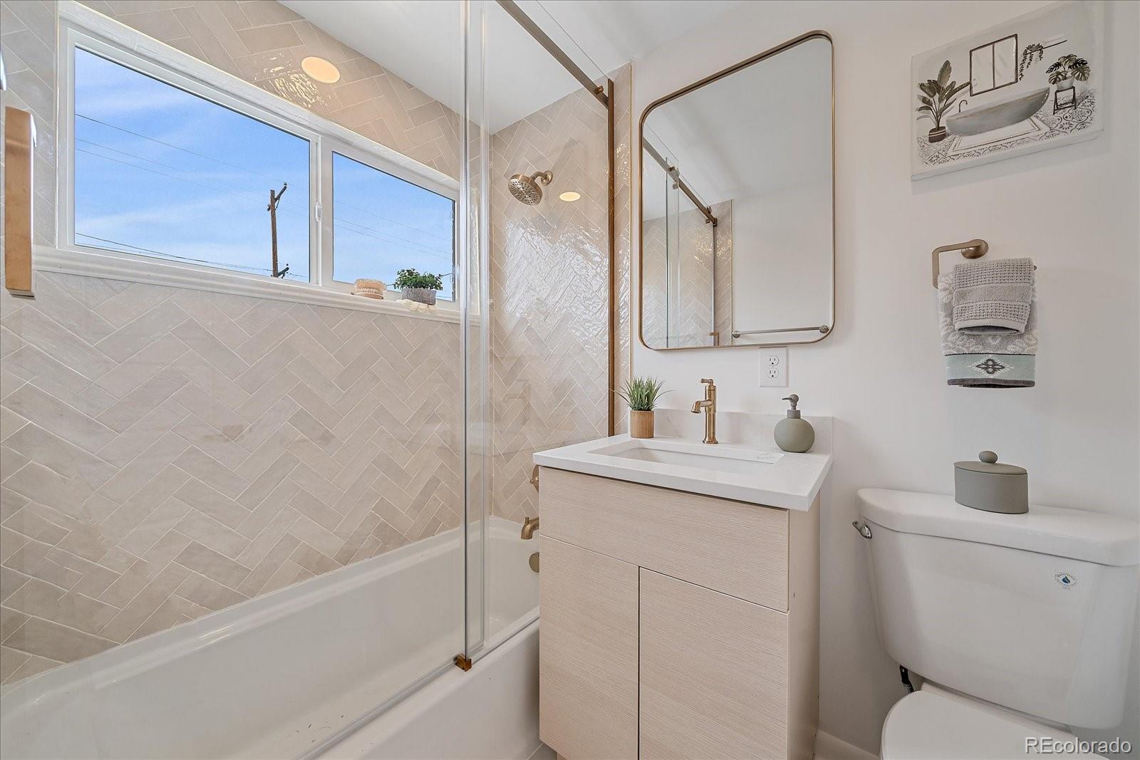 MLS Image #12 for 2651  albion street,denver, Colorado