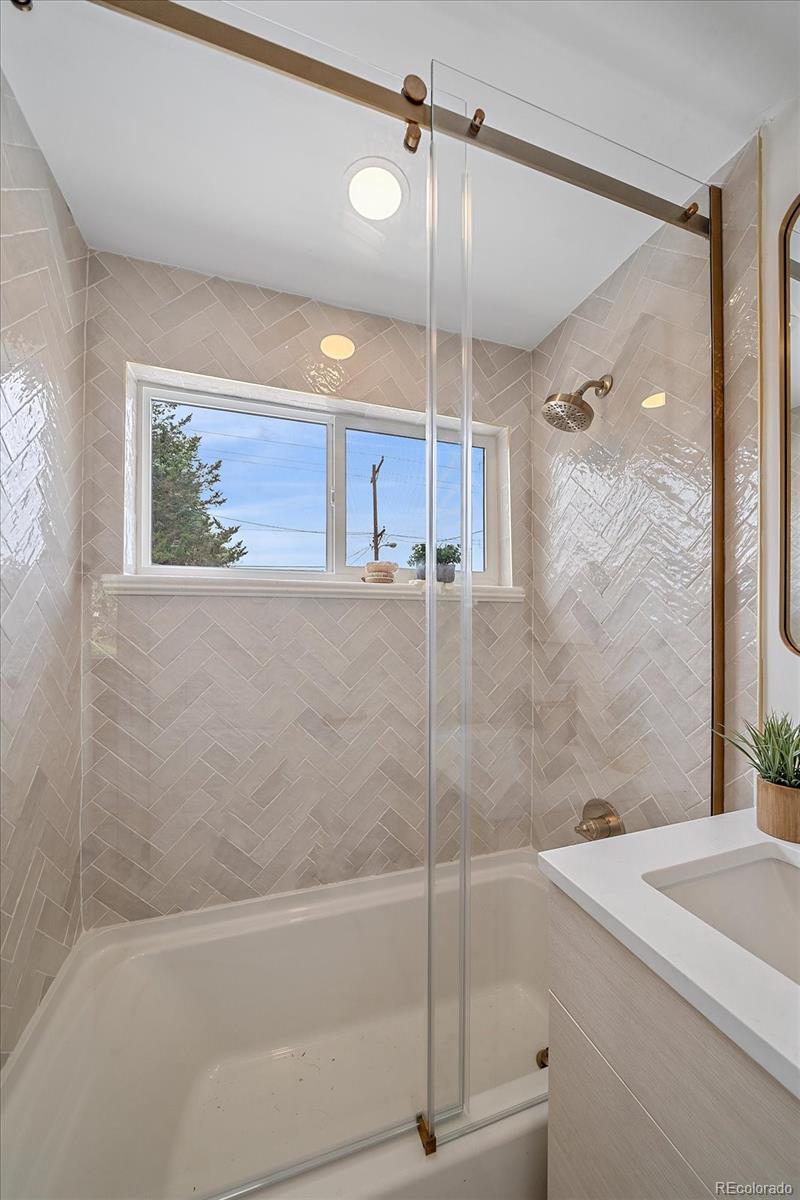 MLS Image #13 for 2651  albion street,denver, Colorado