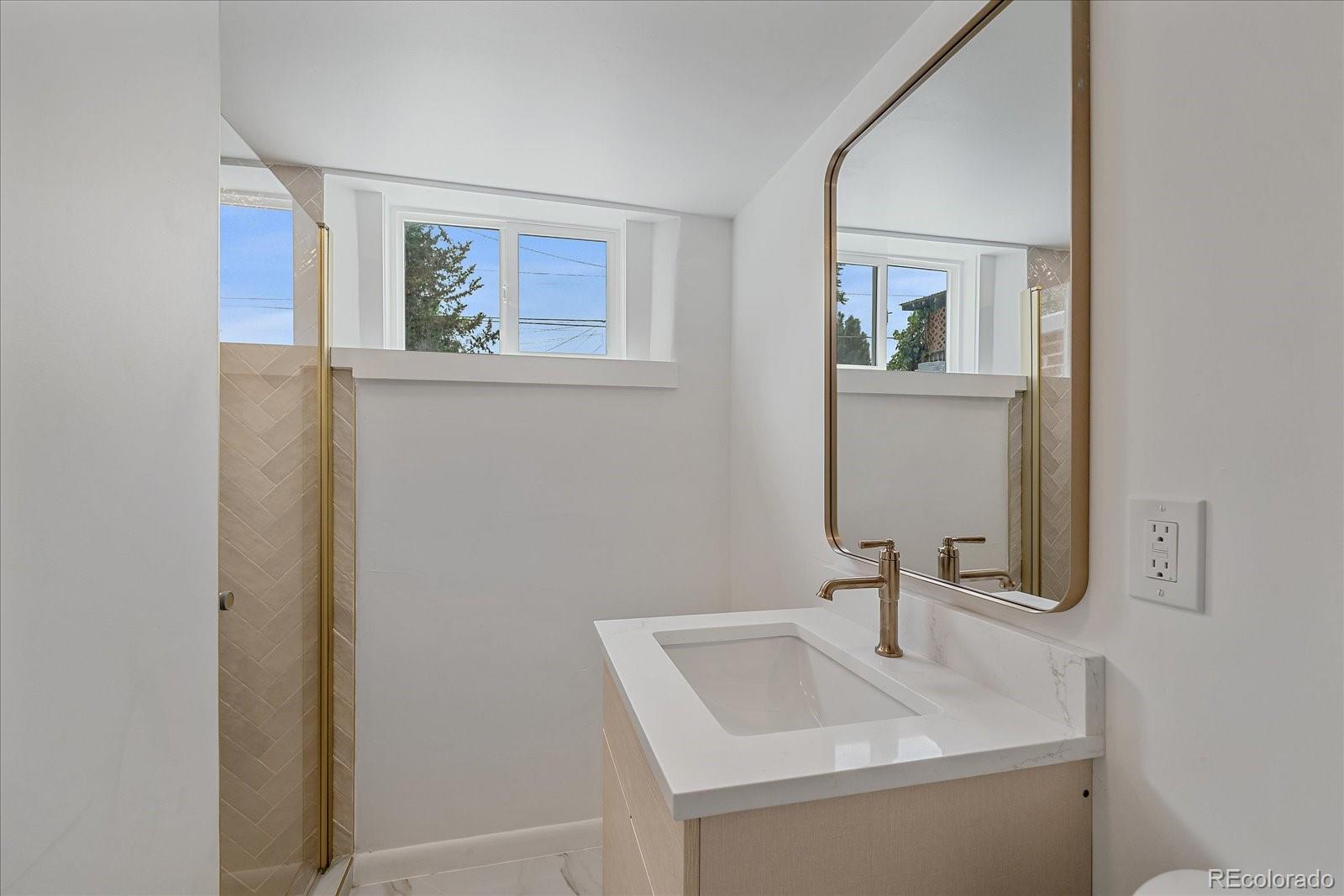 MLS Image #17 for 2651  albion street,denver, Colorado
