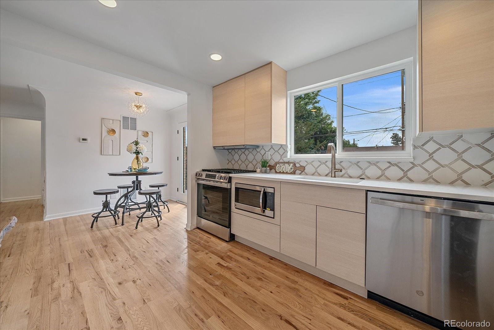 MLS Image #9 for 2651  albion street,denver, Colorado