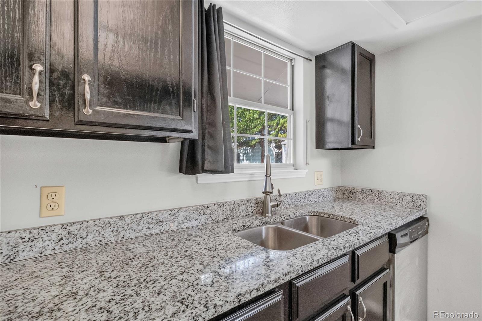 MLS Image #11 for 5374 w canyon trail,littleton, Colorado
