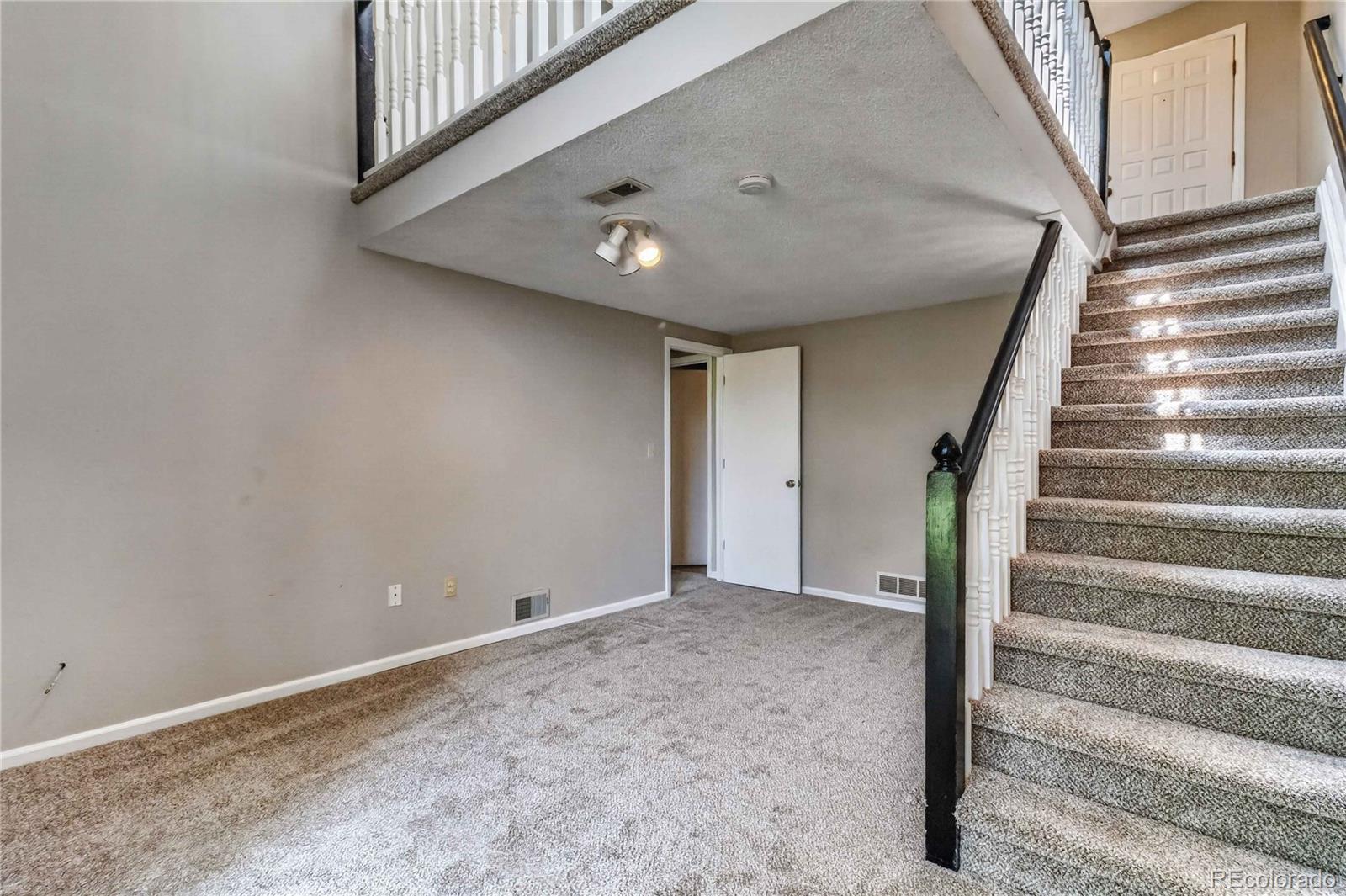 MLS Image #15 for 5374 w canyon trail,littleton, Colorado