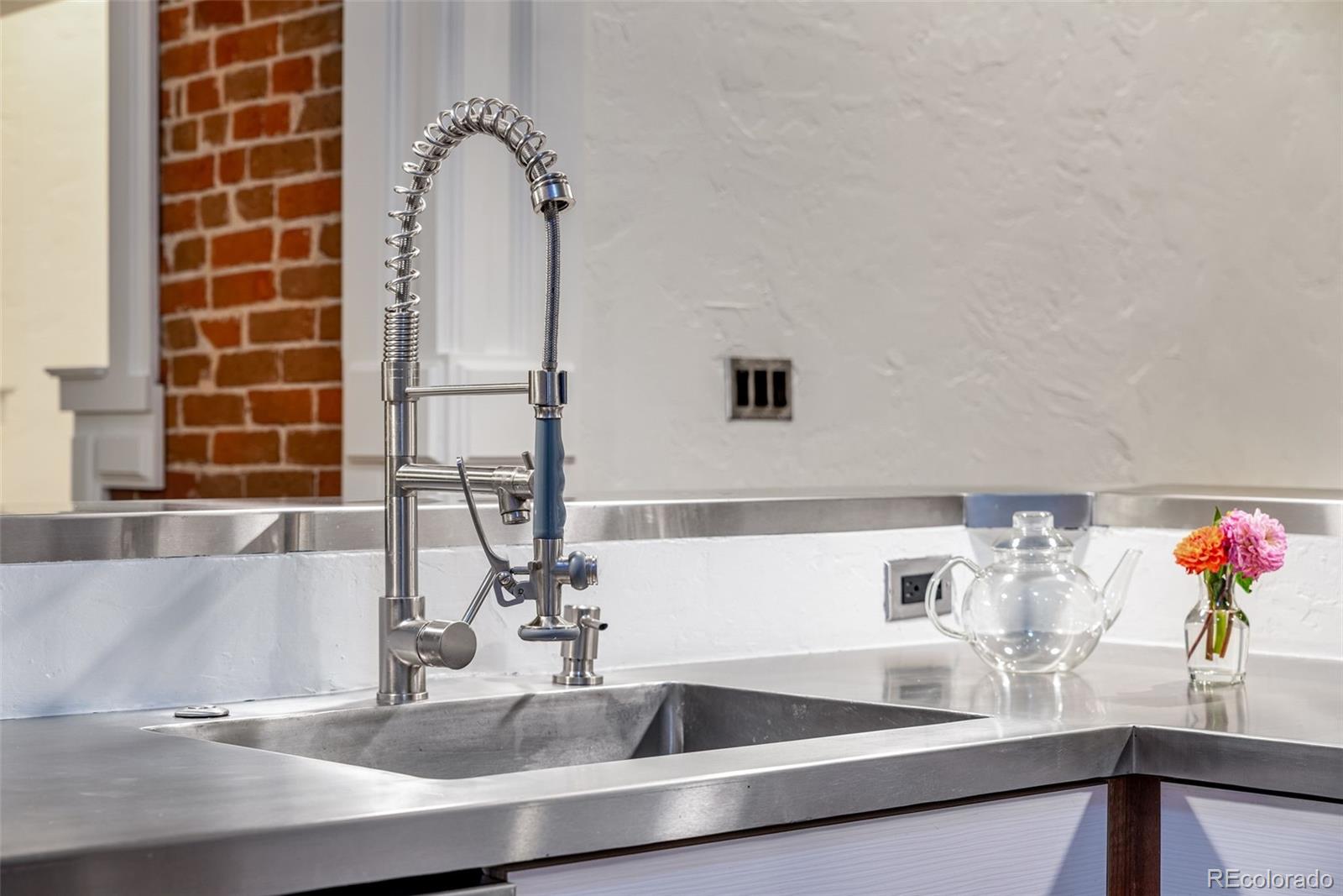 MLS Image #15 for 2963  stout street,denver, Colorado