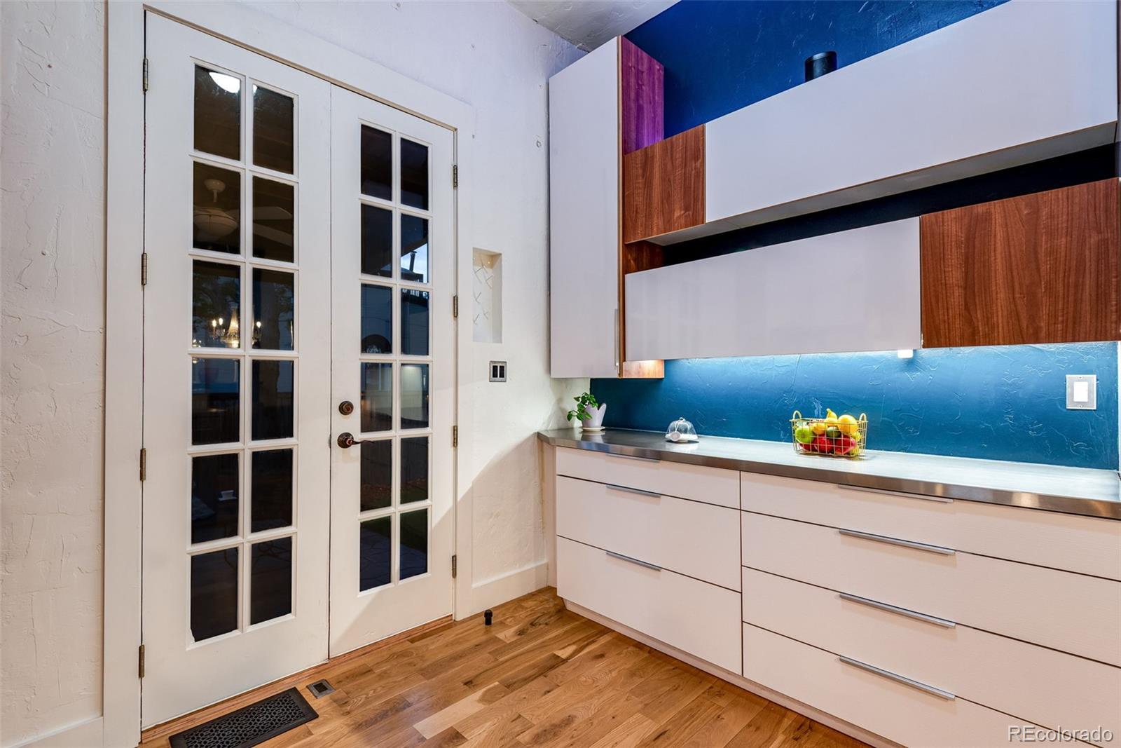 MLS Image #19 for 2963  stout street,denver, Colorado