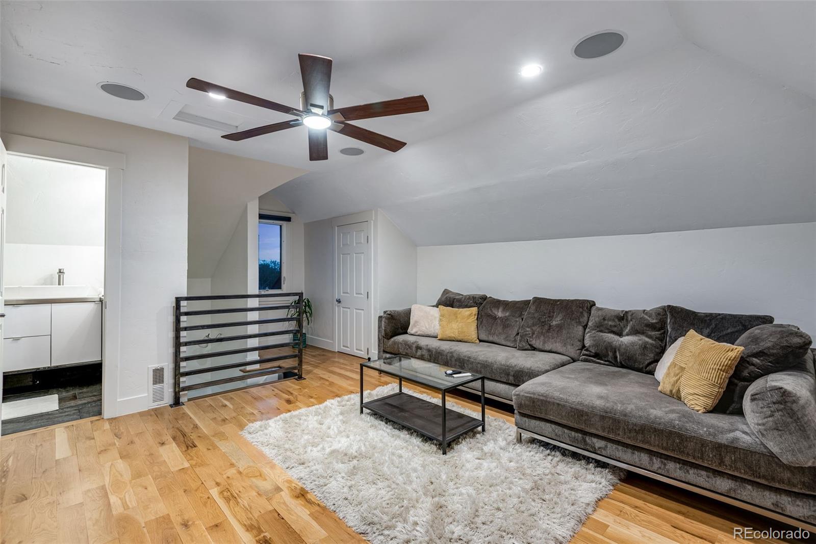 MLS Image #28 for 2963  stout street,denver, Colorado