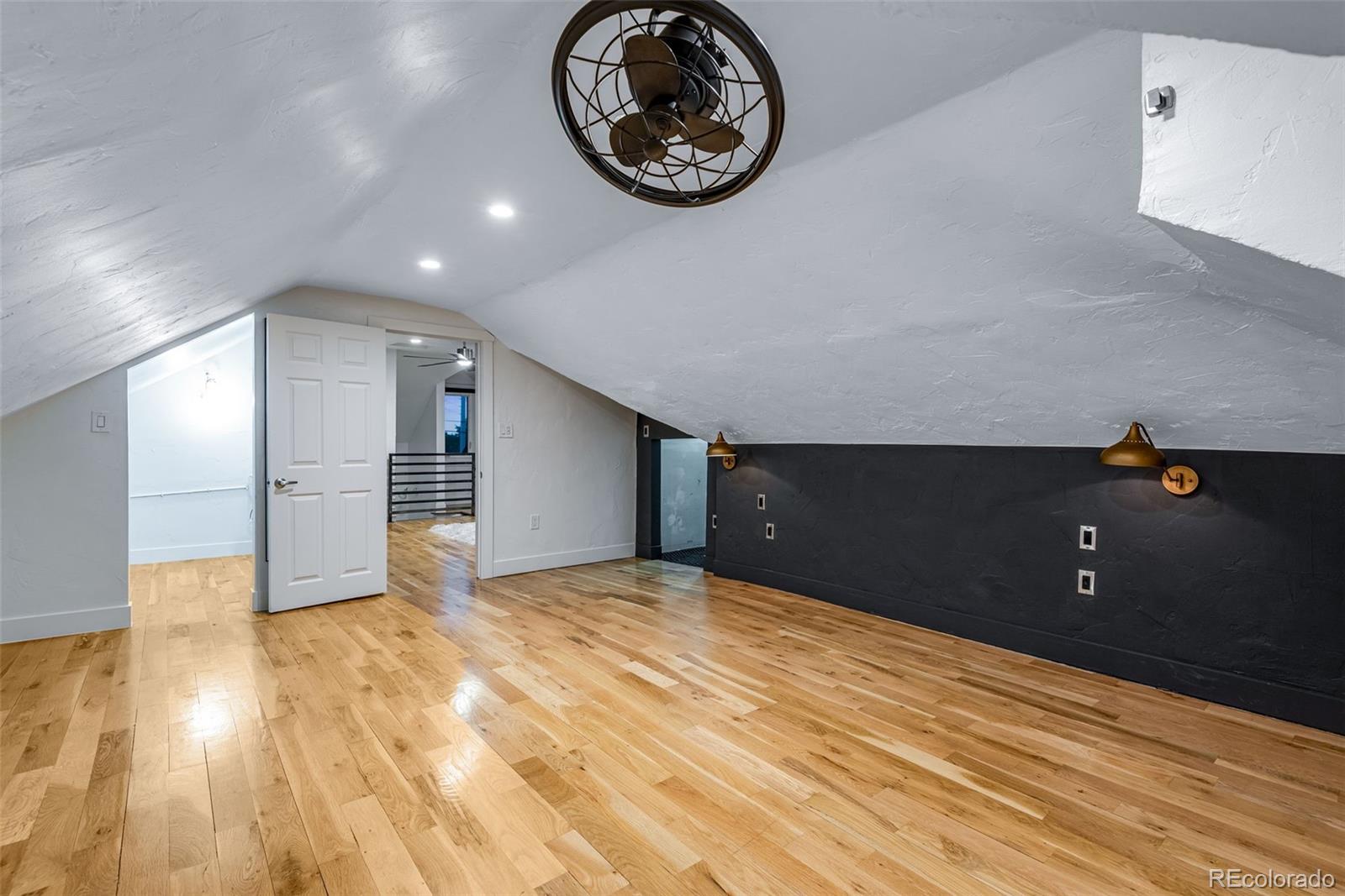 MLS Image #30 for 2963  stout street,denver, Colorado