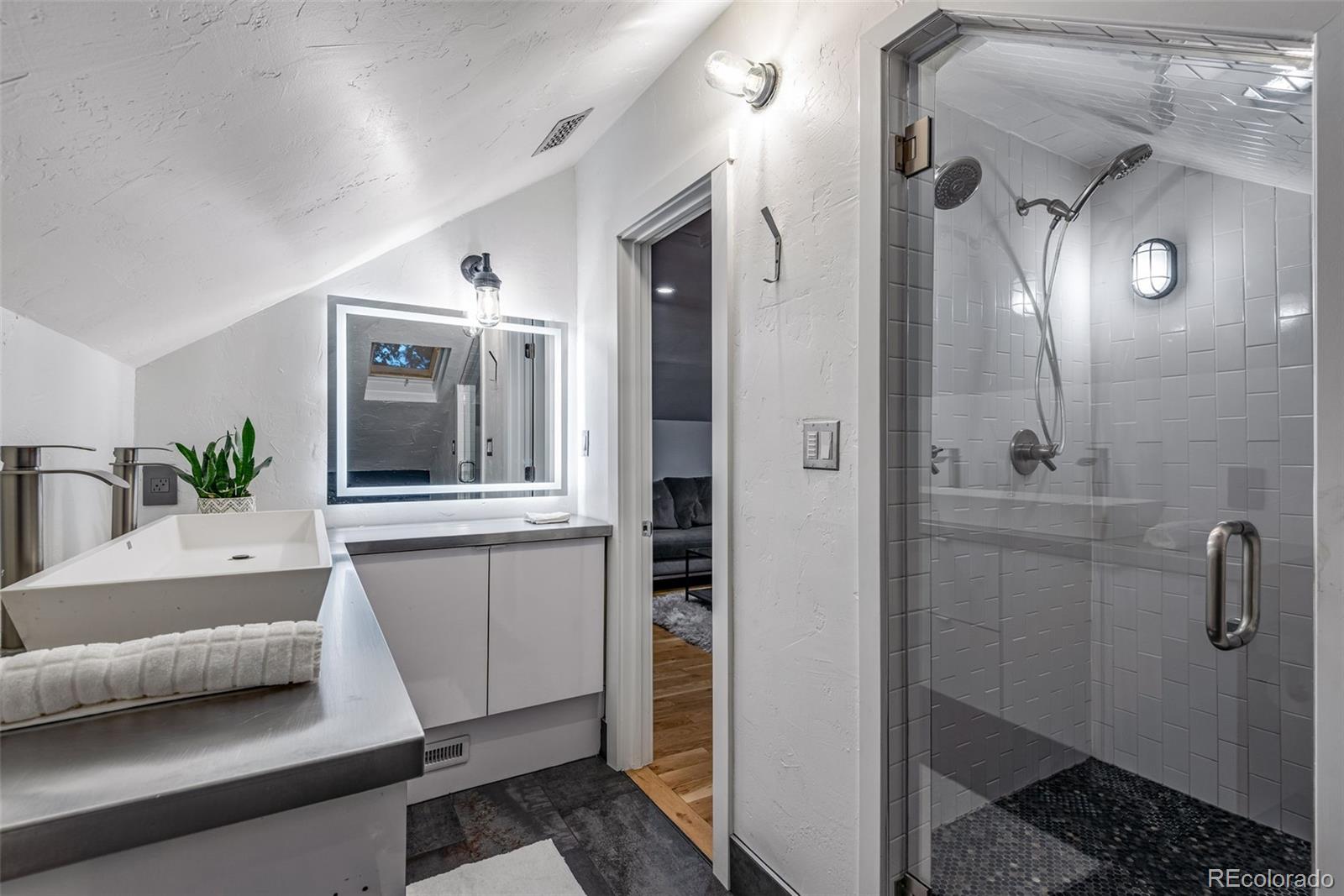 MLS Image #32 for 2963  stout street,denver, Colorado