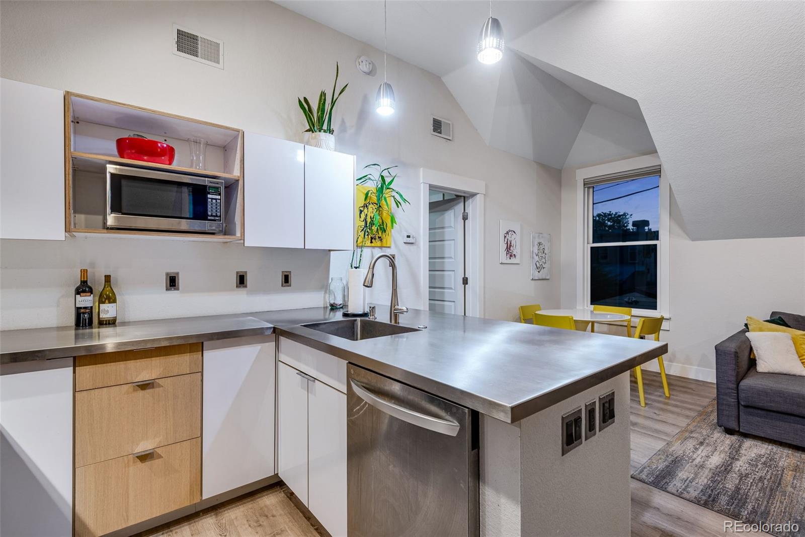 MLS Image #42 for 2963  stout street,denver, Colorado