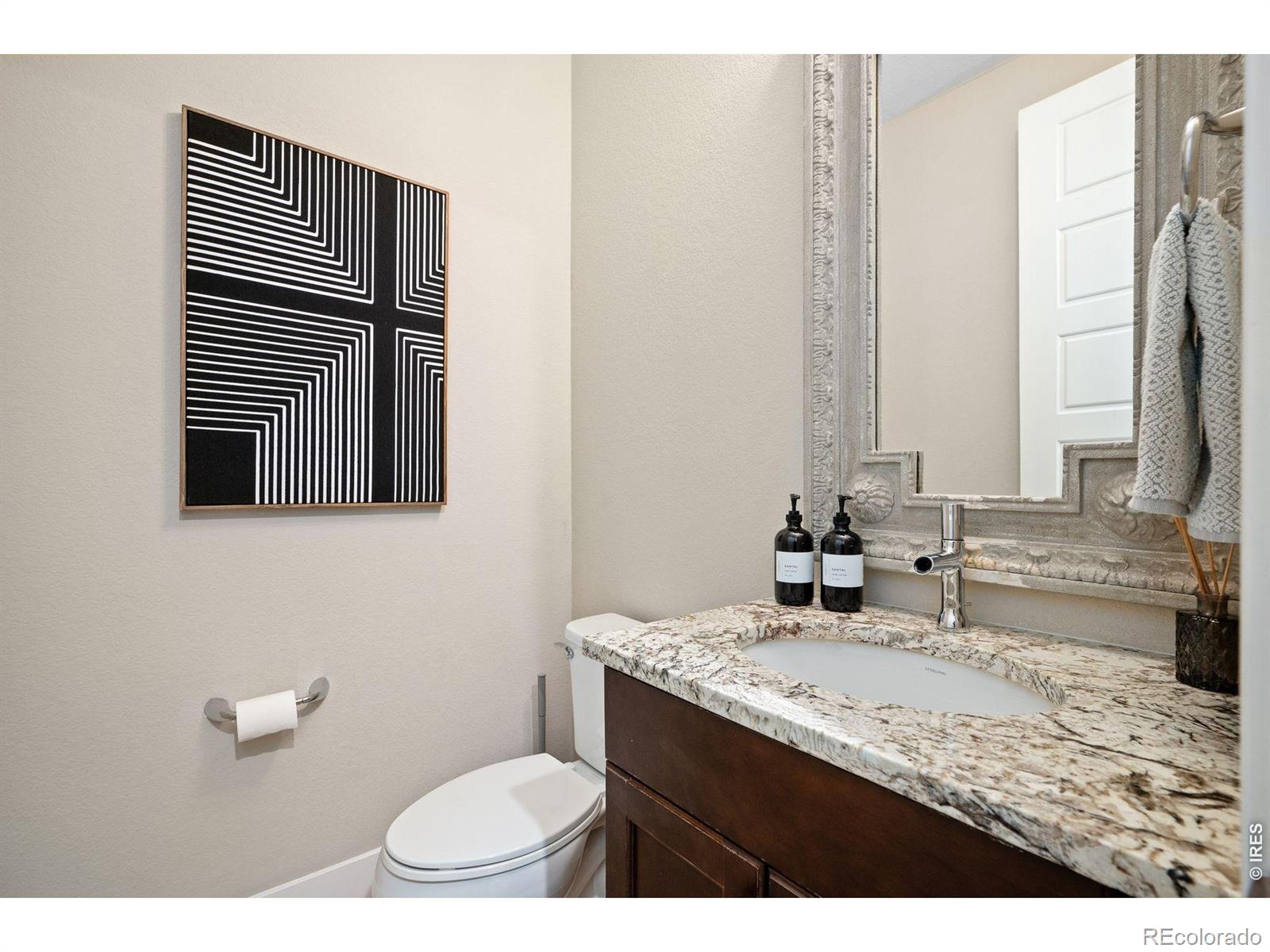 MLS Image #13 for 7945 e prairie meadow drive,denver, Colorado
