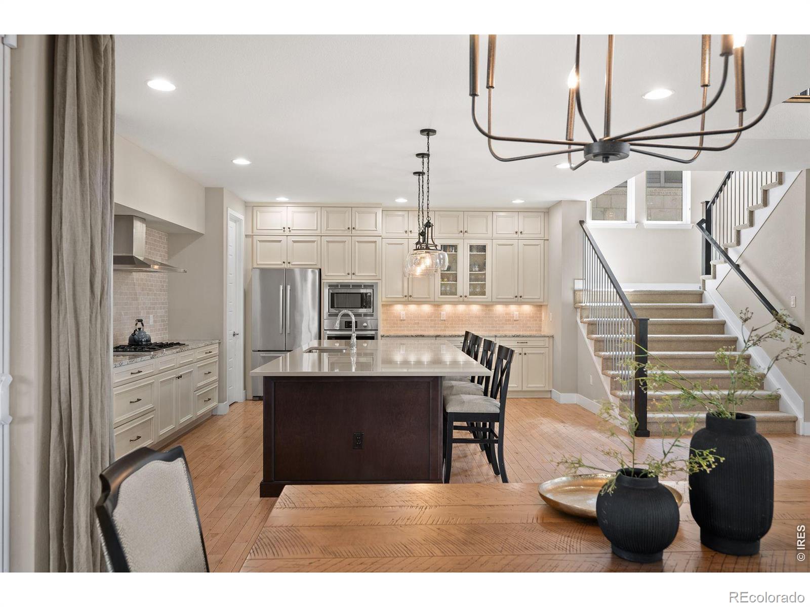 MLS Image #15 for 7945 e prairie meadow drive,denver, Colorado