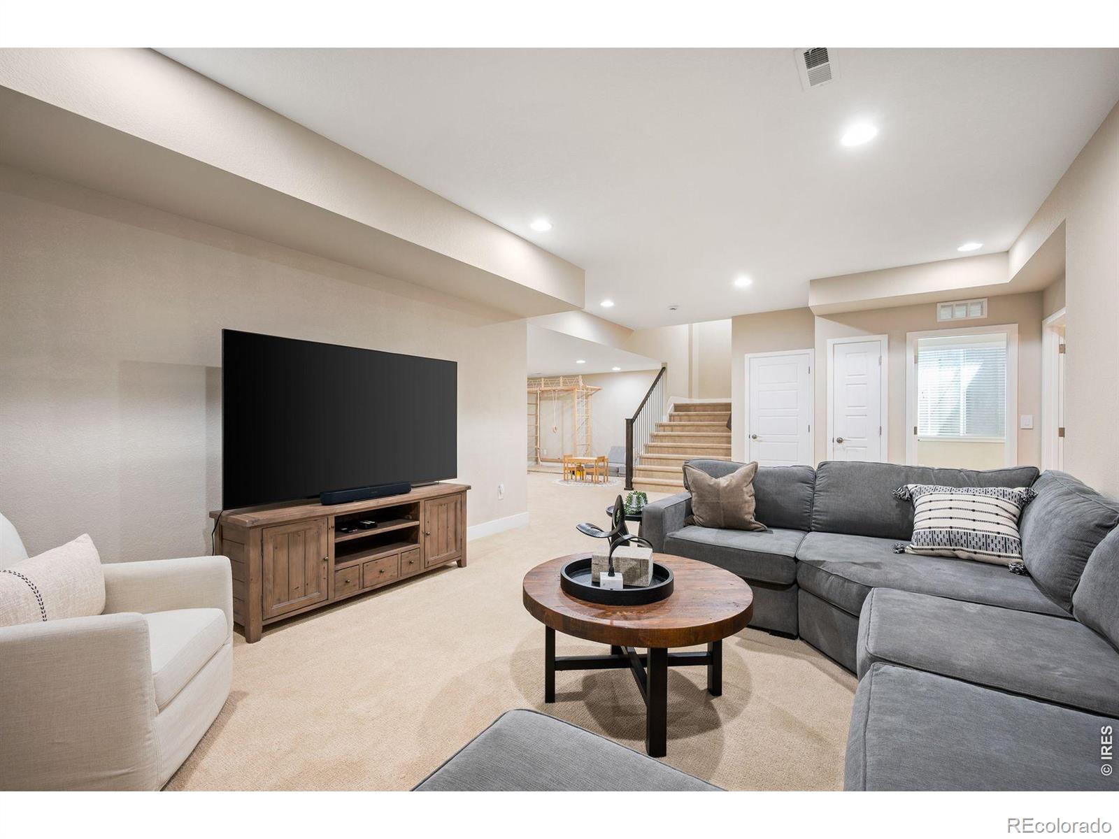 MLS Image #29 for 7945 e prairie meadow drive,denver, Colorado