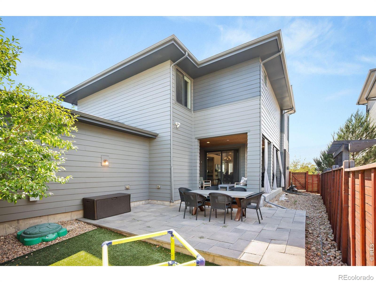 MLS Image #33 for 7945 e prairie meadow drive,denver, Colorado