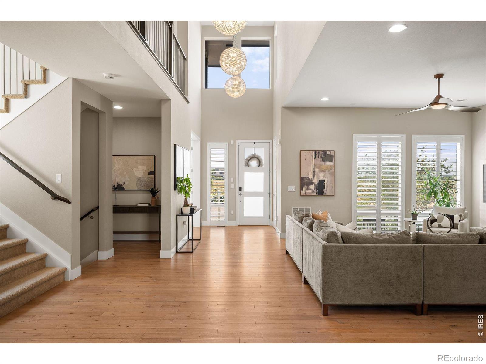MLS Image #4 for 7945 e prairie meadow drive,denver, Colorado