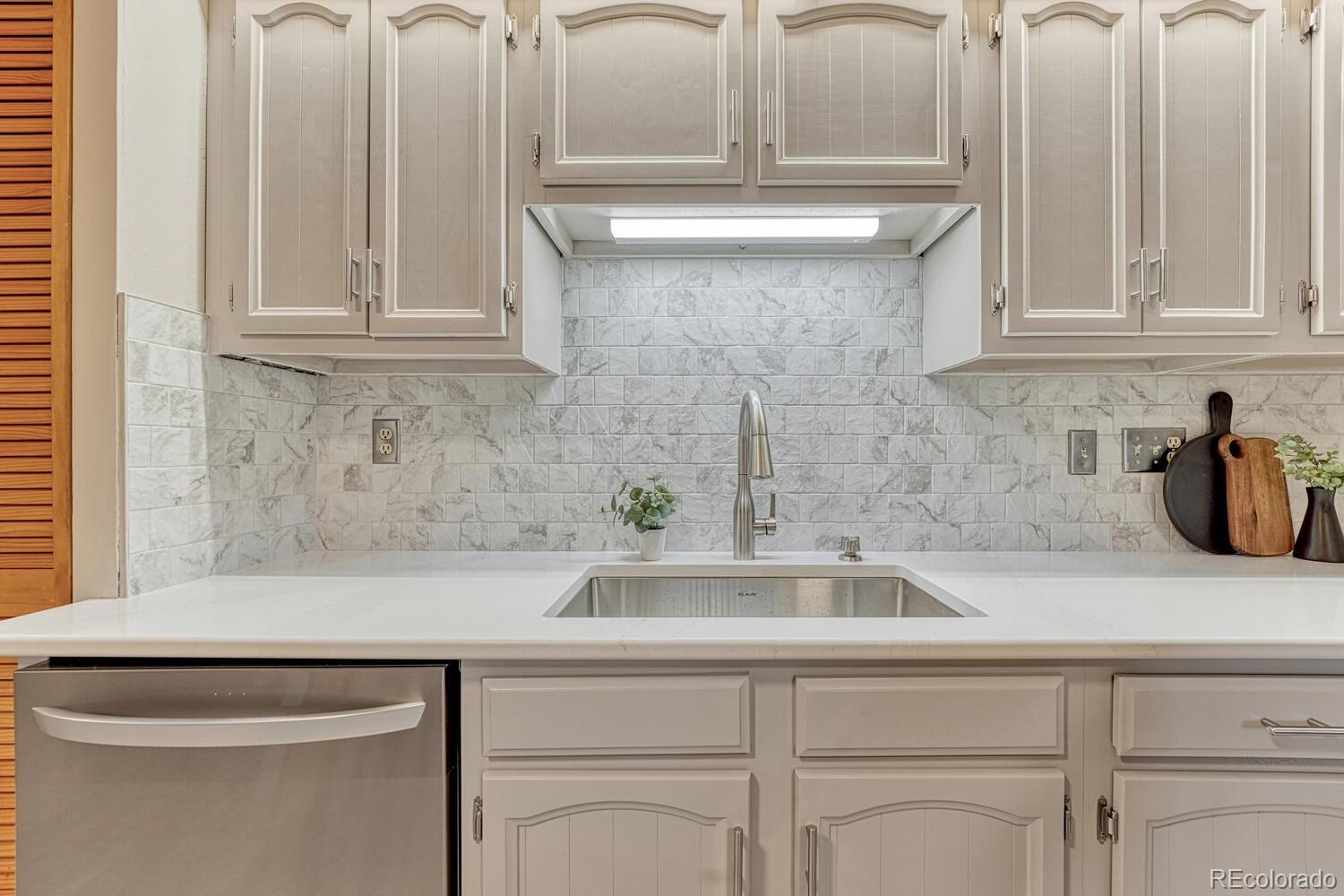 MLS Image #7 for 271 n ridge road,castle rock, Colorado