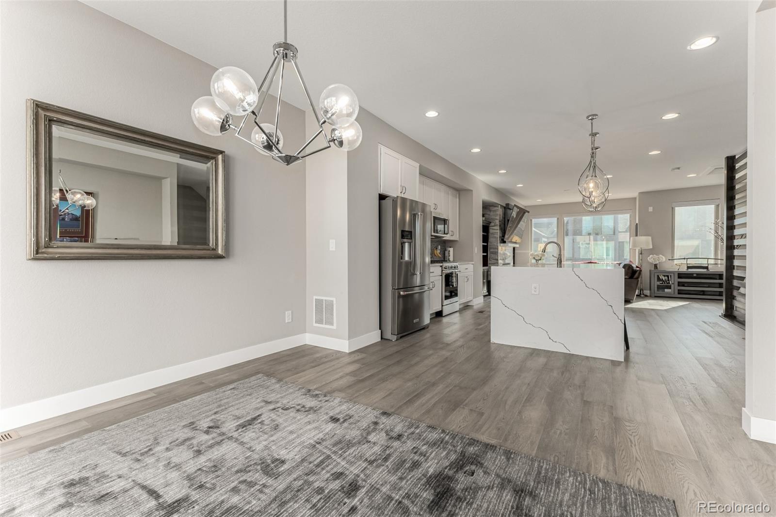 MLS Image #11 for 6984 e 1 st avenue,denver, Colorado