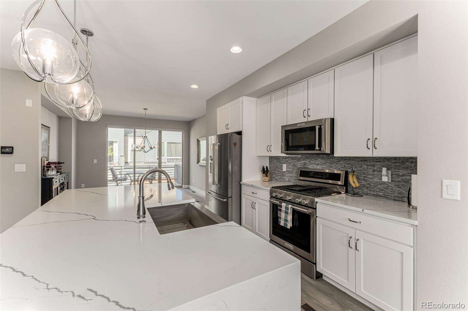 MLS Image #9 for 6984 e 1 st avenue,denver, Colorado