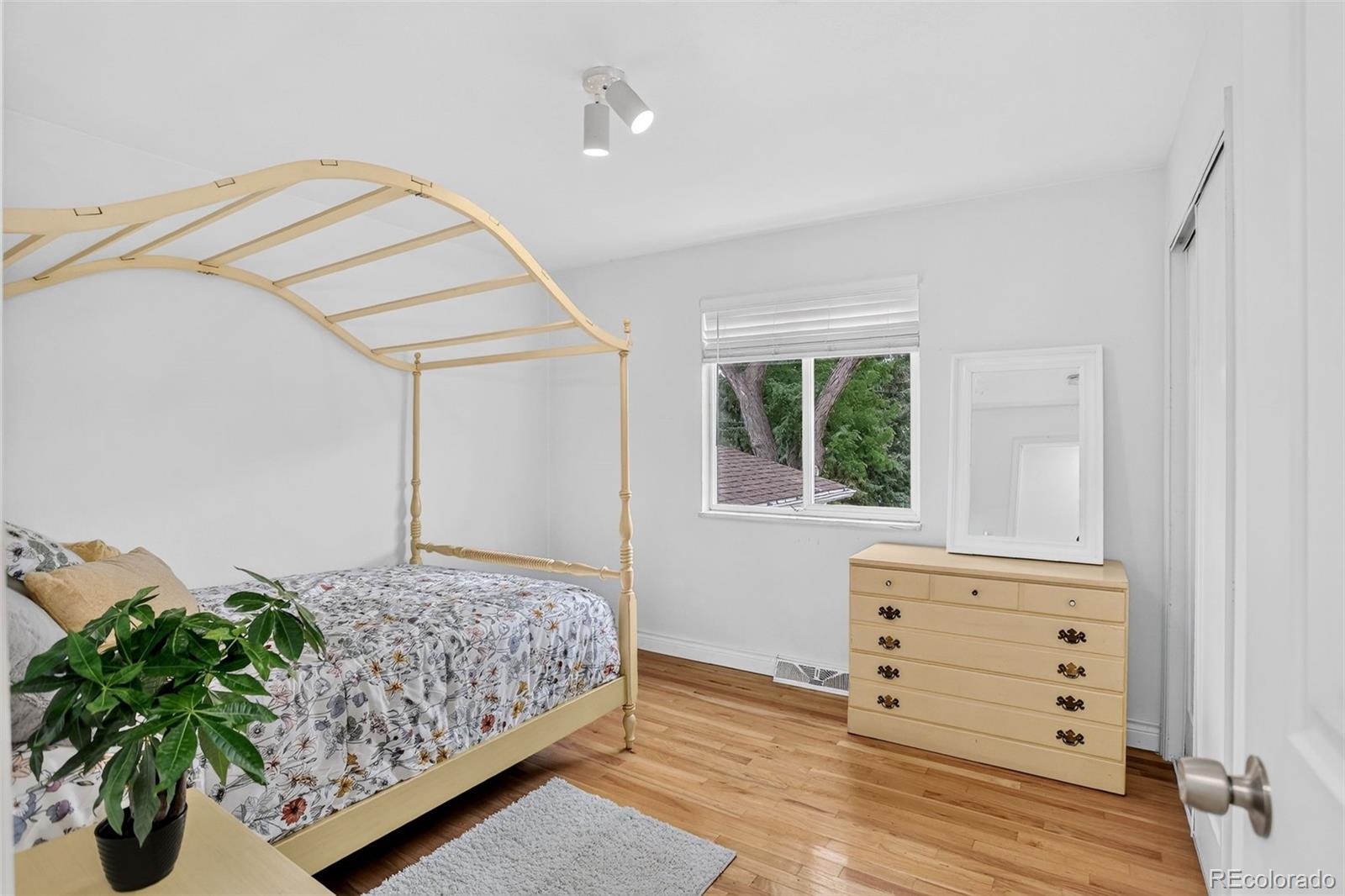 MLS Image #30 for 10546 w evans avenue,denver, Colorado