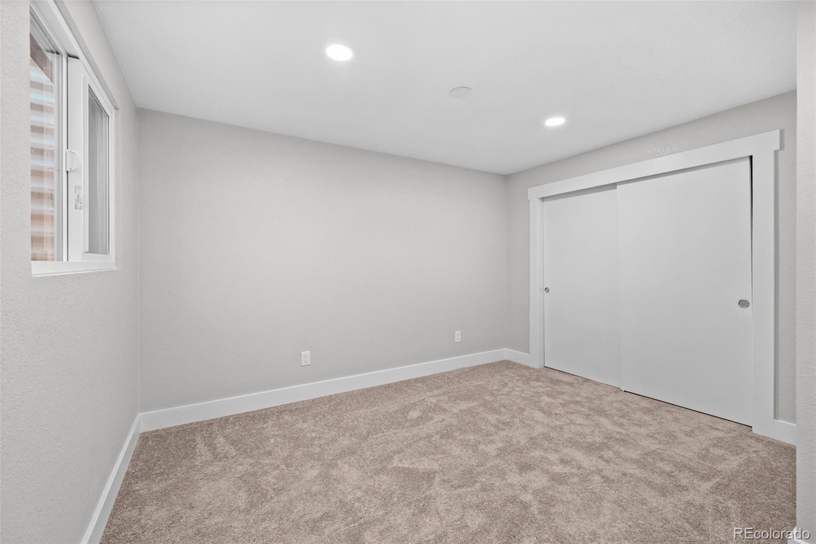 MLS Image #26 for 300 s kendall street,denver, Colorado