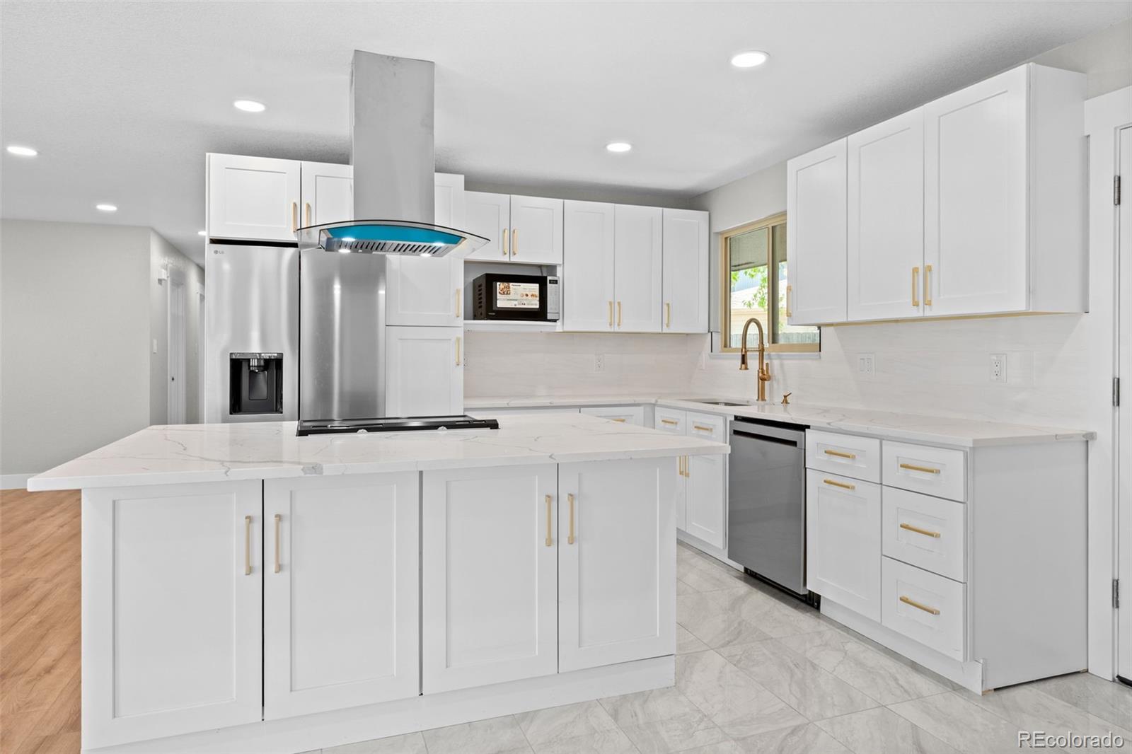 MLS Image #7 for 300 s kendall street,denver, Colorado