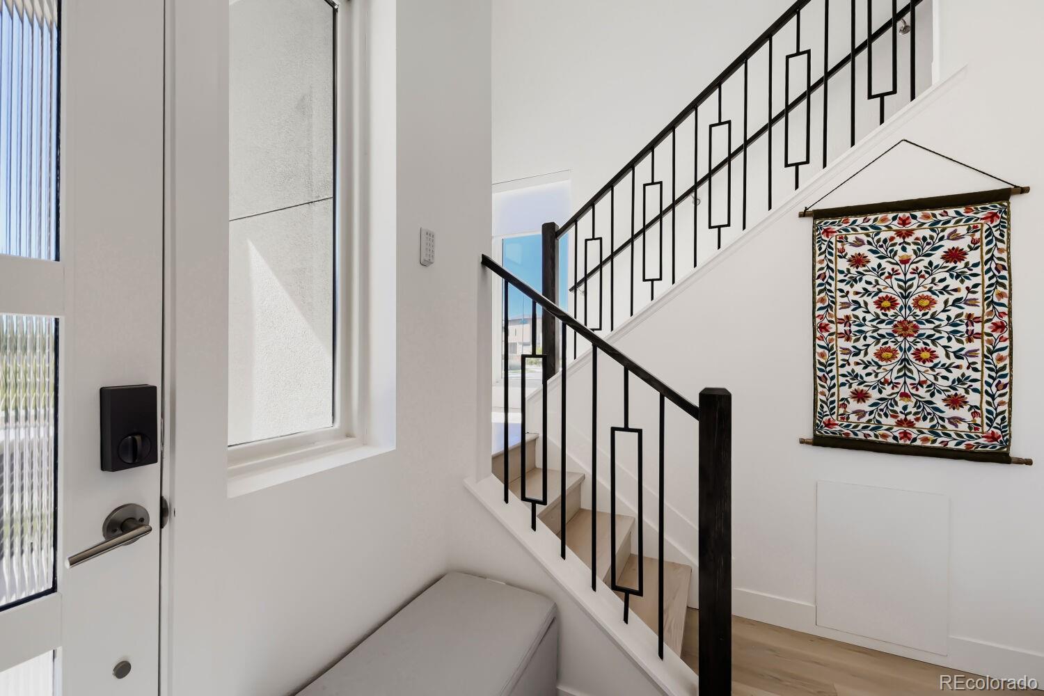 MLS Image #2 for 28  oneida court,denver, Colorado