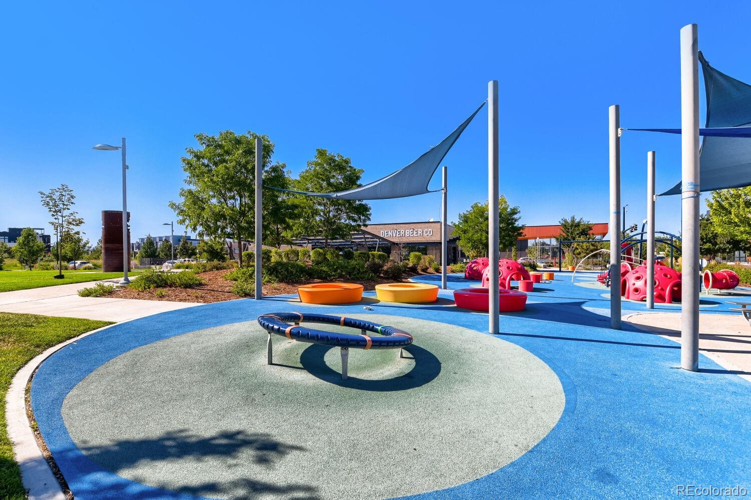 MLS Image #26 for 28  oneida court,denver, Colorado