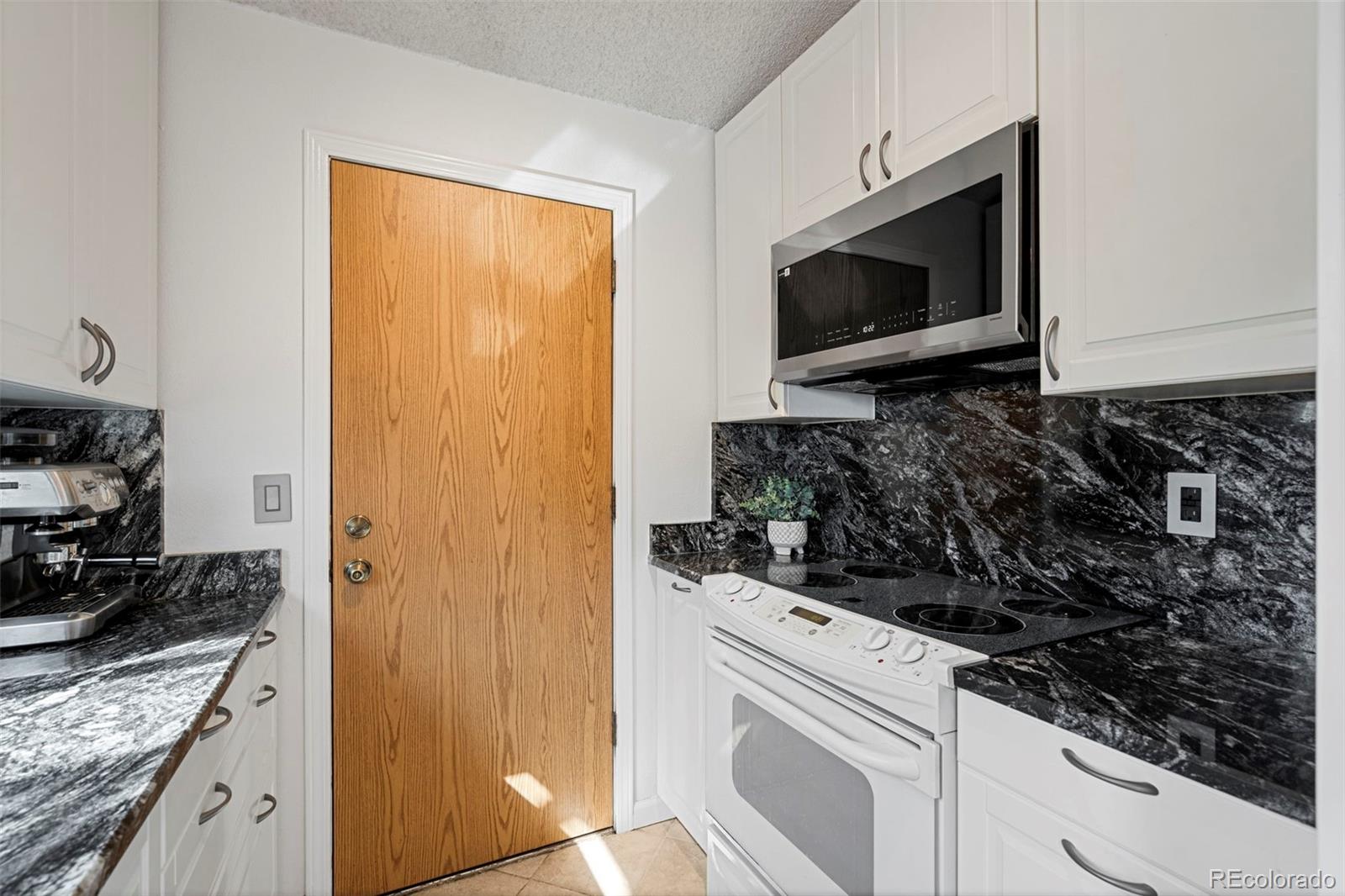 MLS Image #12 for 17591 e temple drive,aurora, Colorado