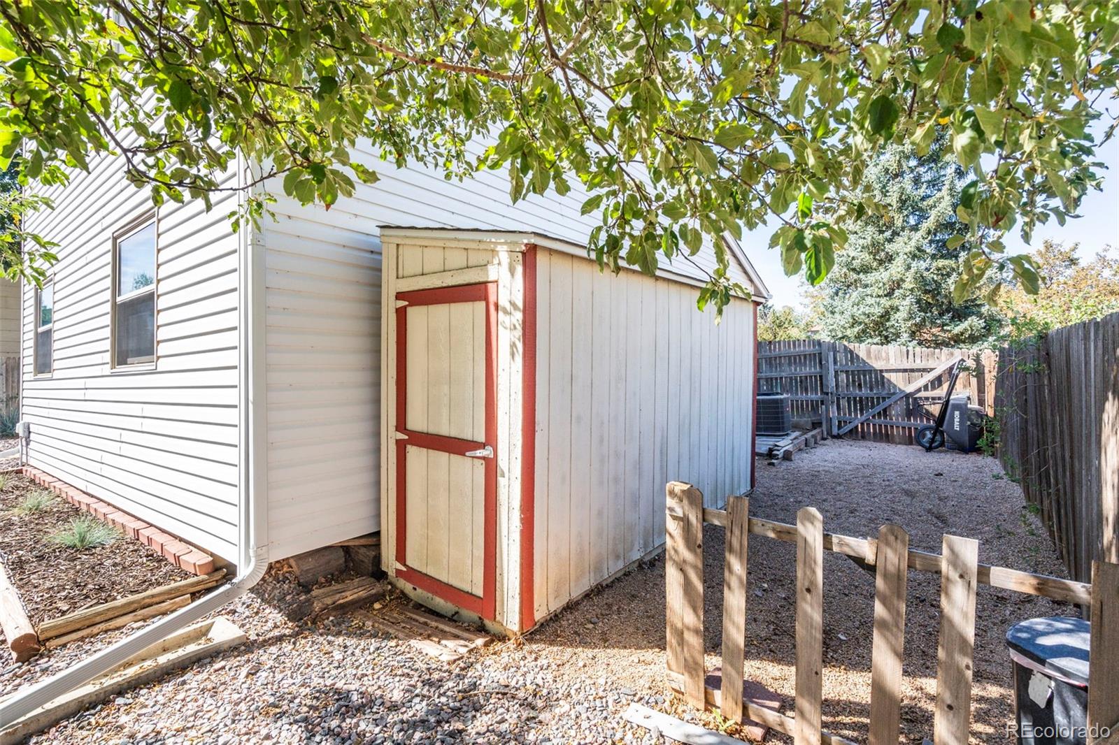 MLS Image #40 for 17591 e temple drive,aurora, Colorado