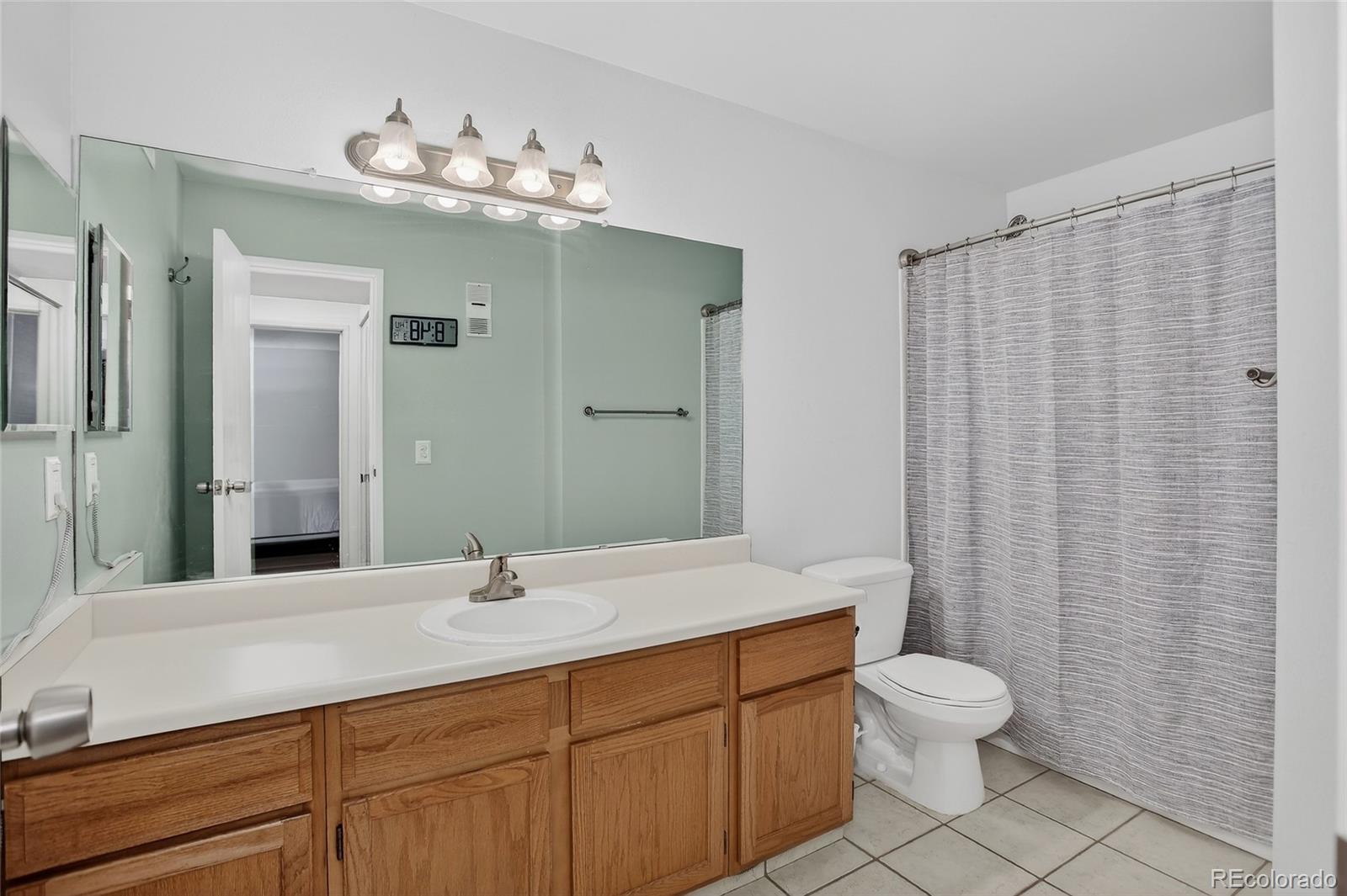 MLS Image #13 for 3344 s ammons street,denver, Colorado