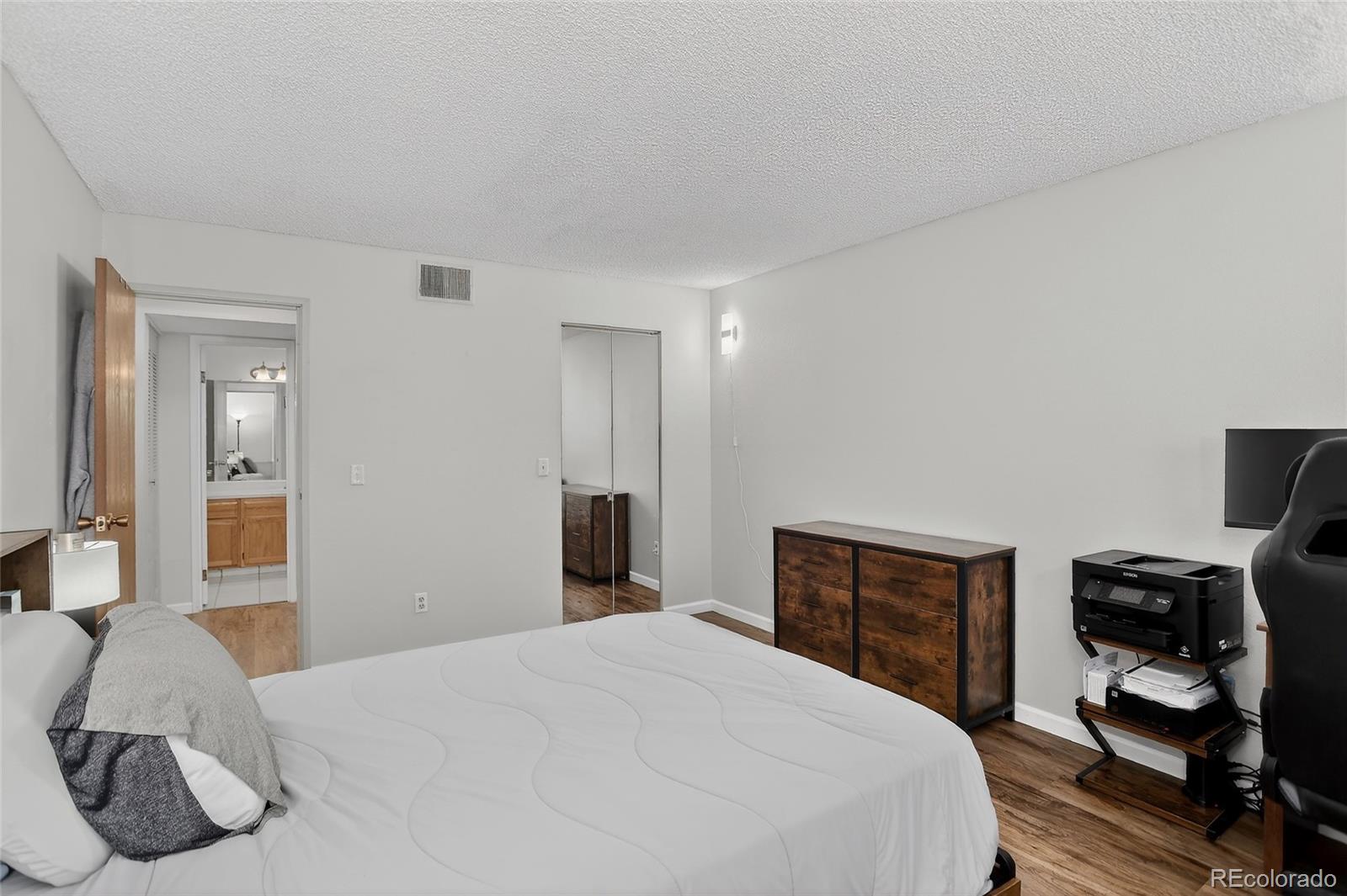 MLS Image #15 for 3344 s ammons street,denver, Colorado