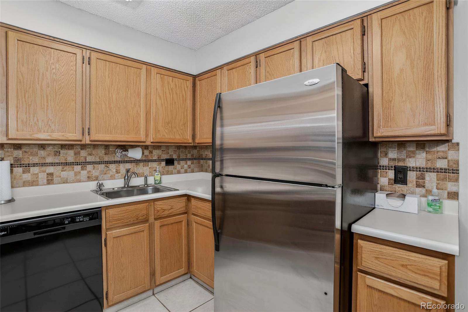 MLS Image #5 for 3344 s ammons street,denver, Colorado