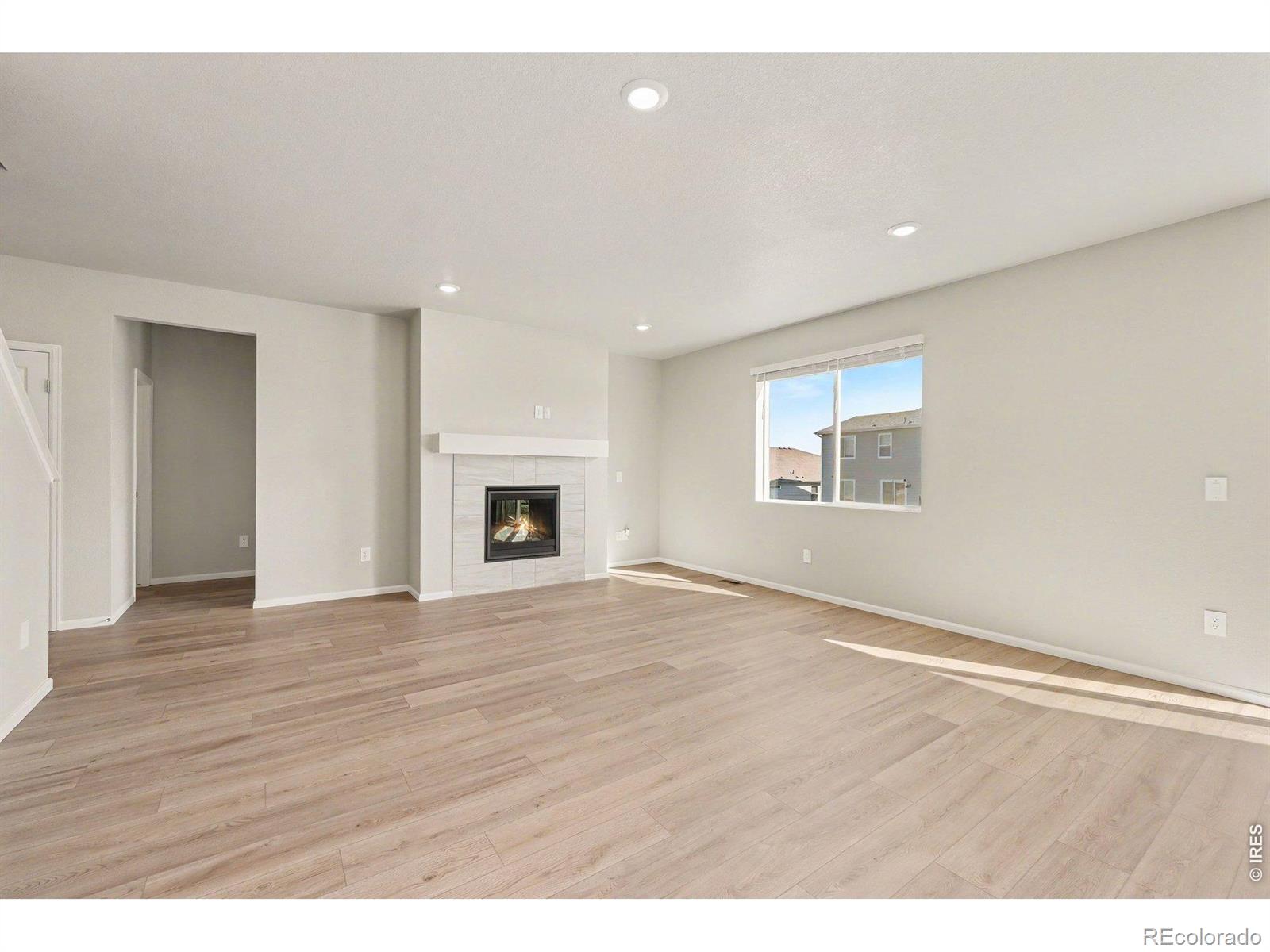 MLS Image #10 for 1629  yampa river drive,windsor, Colorado